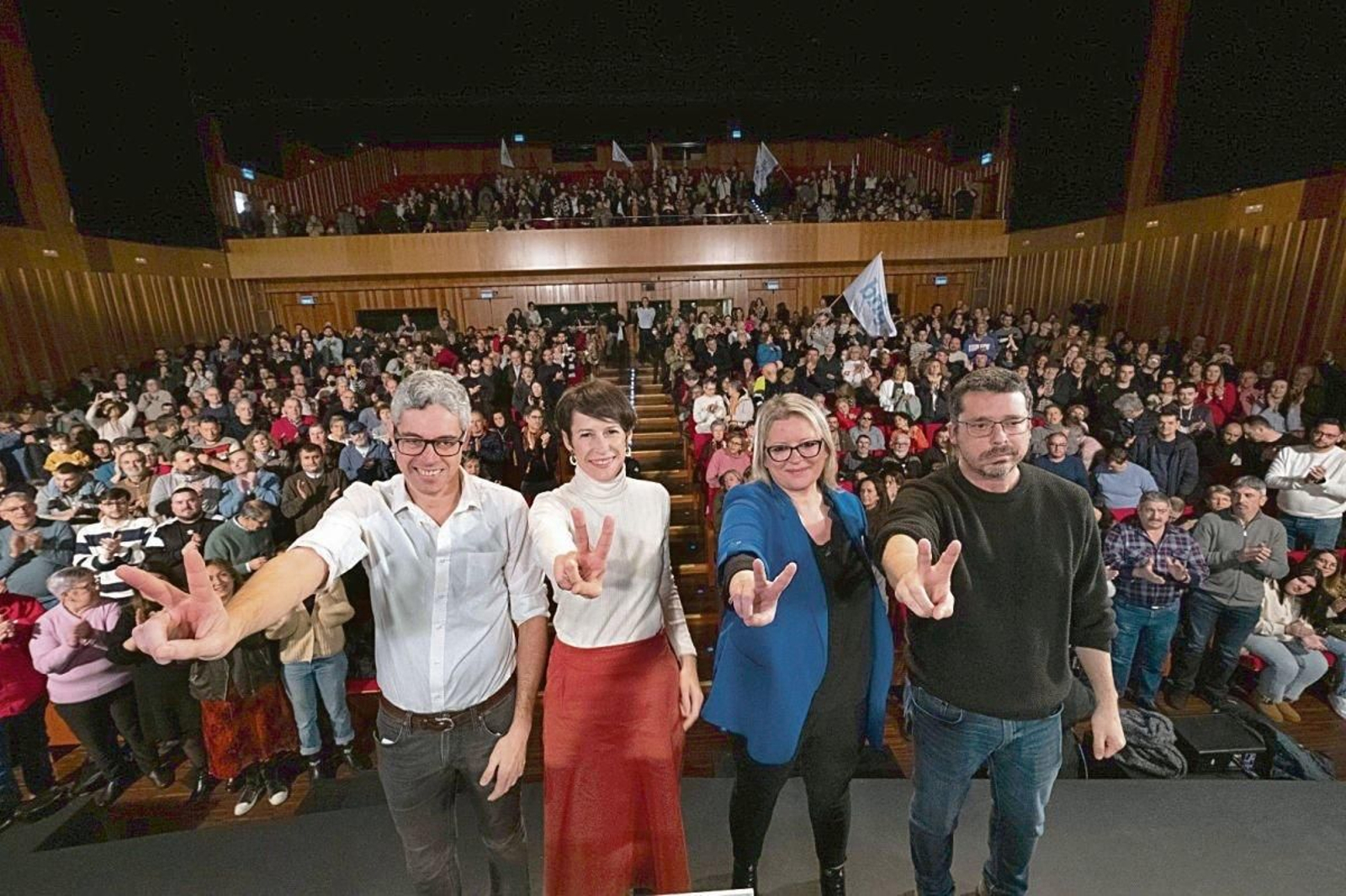 La candidata del BNG, Ana Pontón, durante un mitin en Ferrol.
