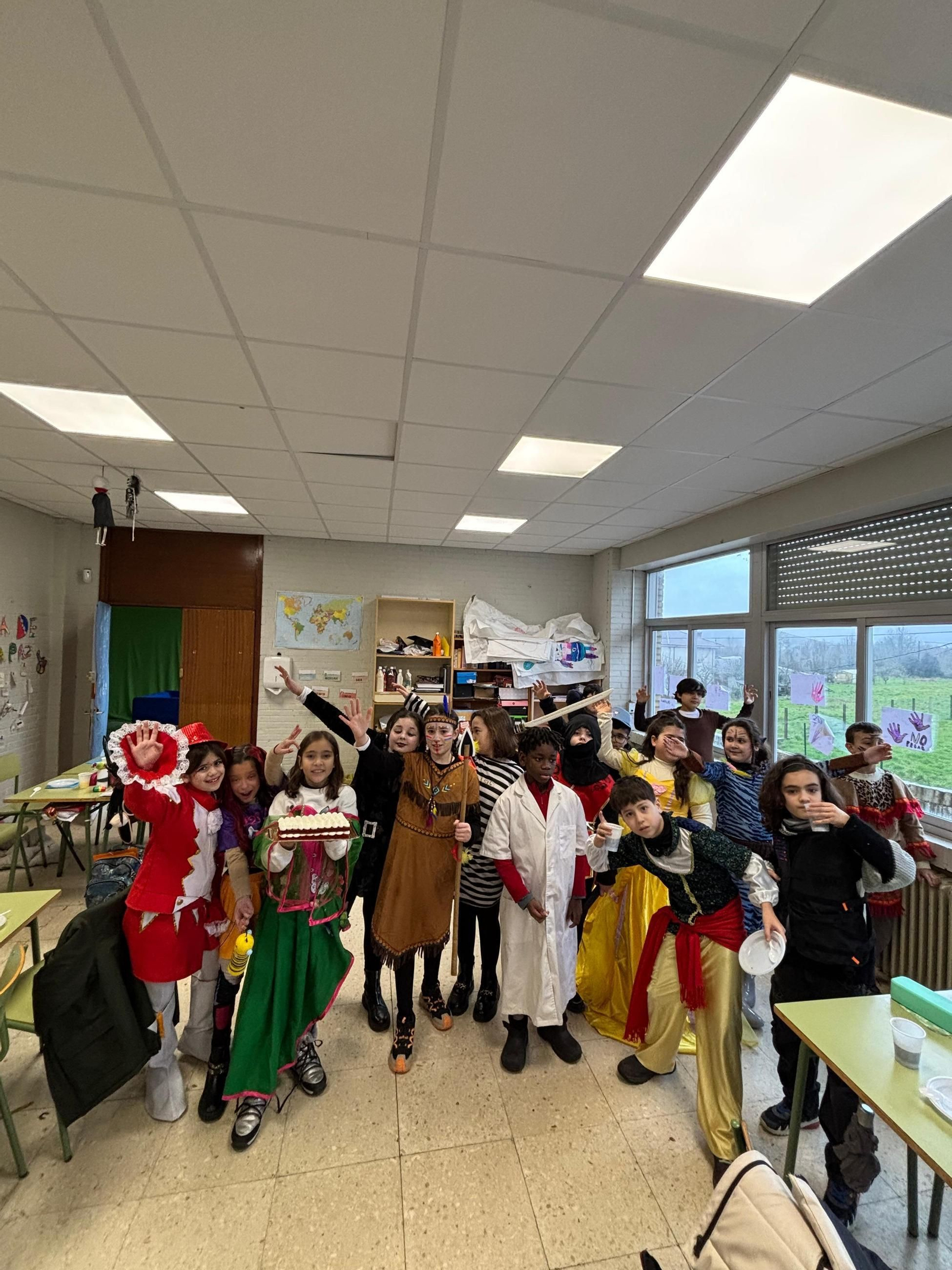 O Entroido no colexio Virxe da Pena da Sela do Irixo