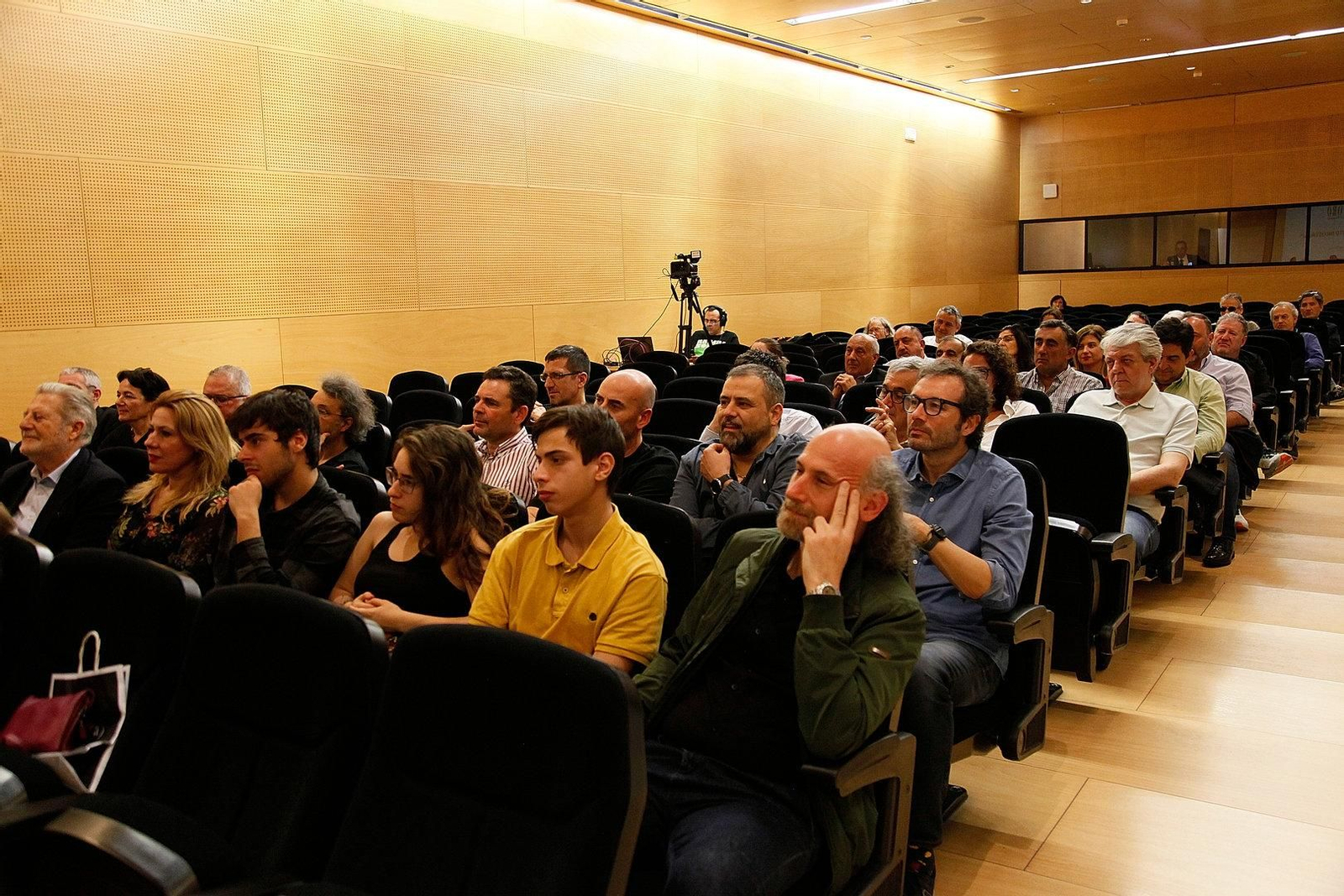 Público que ha asistido al foro.