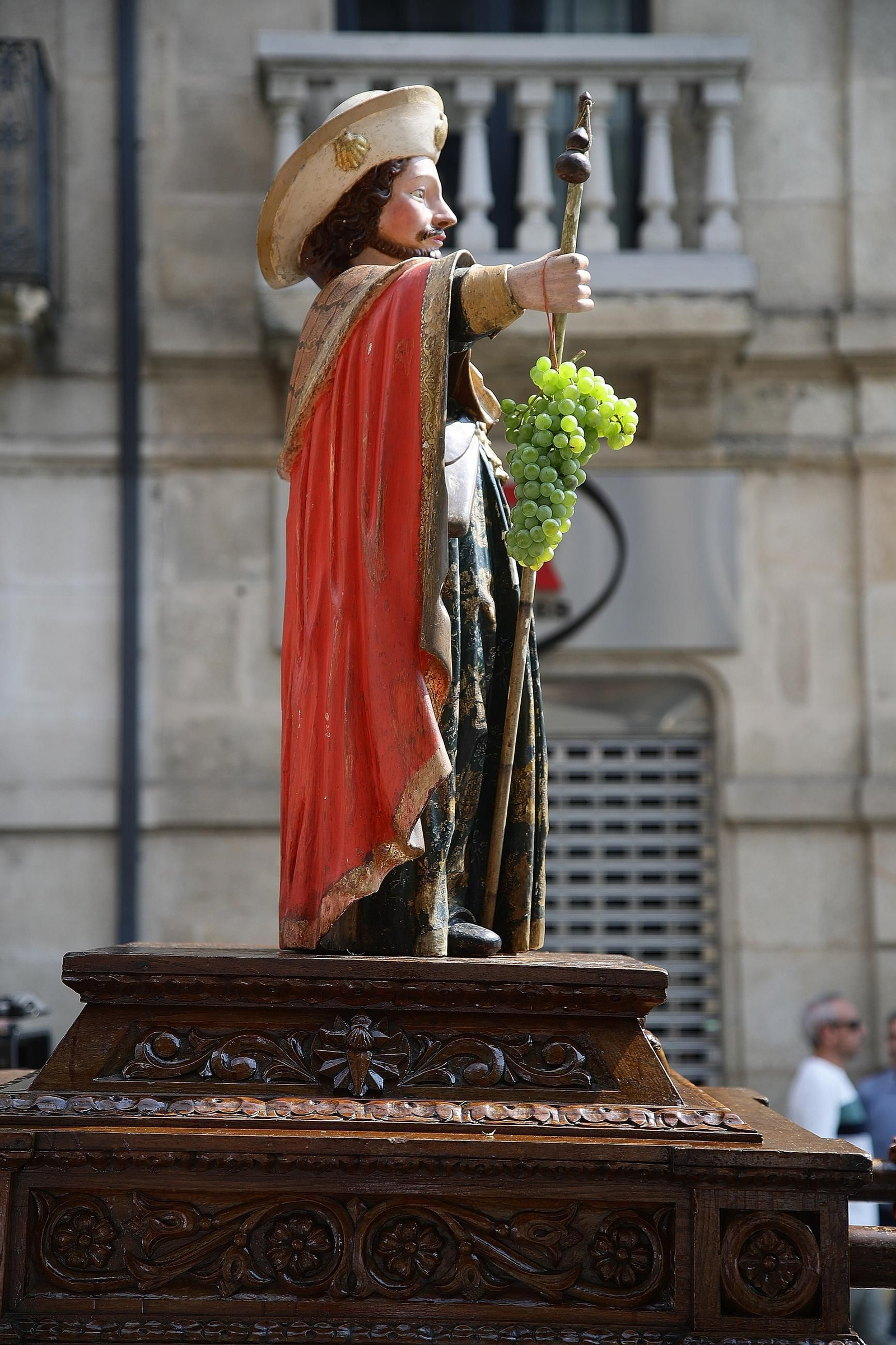Galería | As Caldas celebra su día con una multitud de fieles