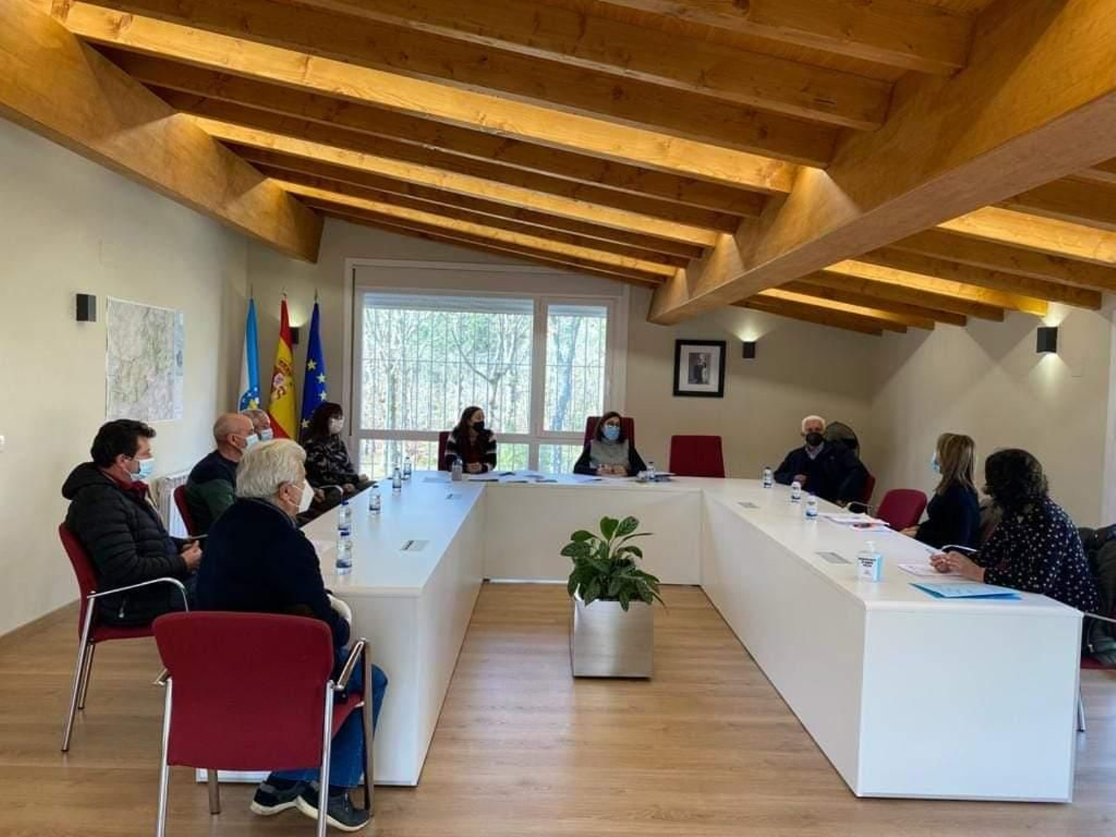 Imagen de un pleno pasado en el Concello de Oímbra. (Foto: cedida).