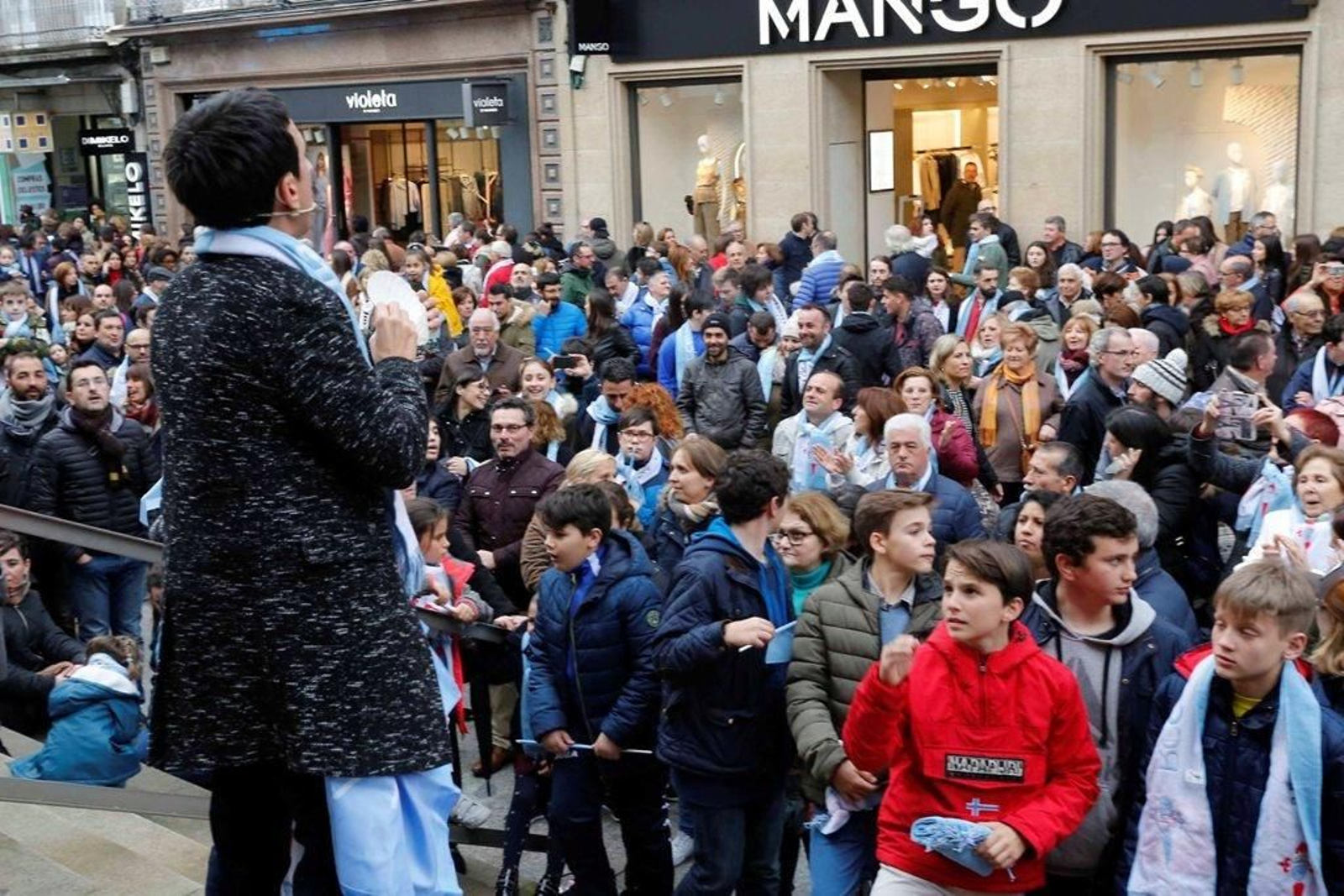 El Celta inaugura su nueva sede 210