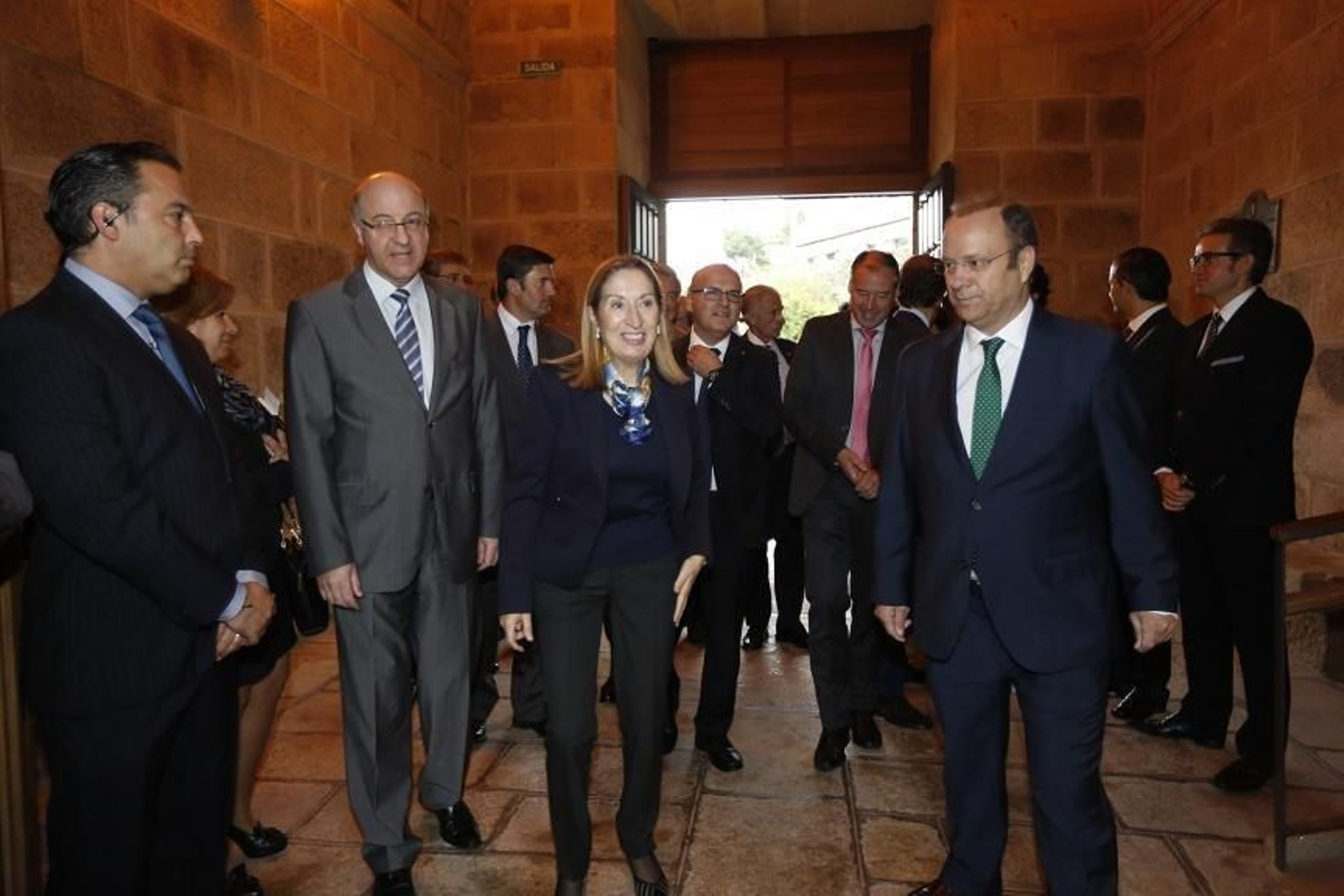 San Clodio. 13-10-14. Provincia. Coloquio con empresarios de Ourense coa Ministra Ana Pastor no Mosteiro de Sab Clodio.
Foto: Xesús Fariñas
