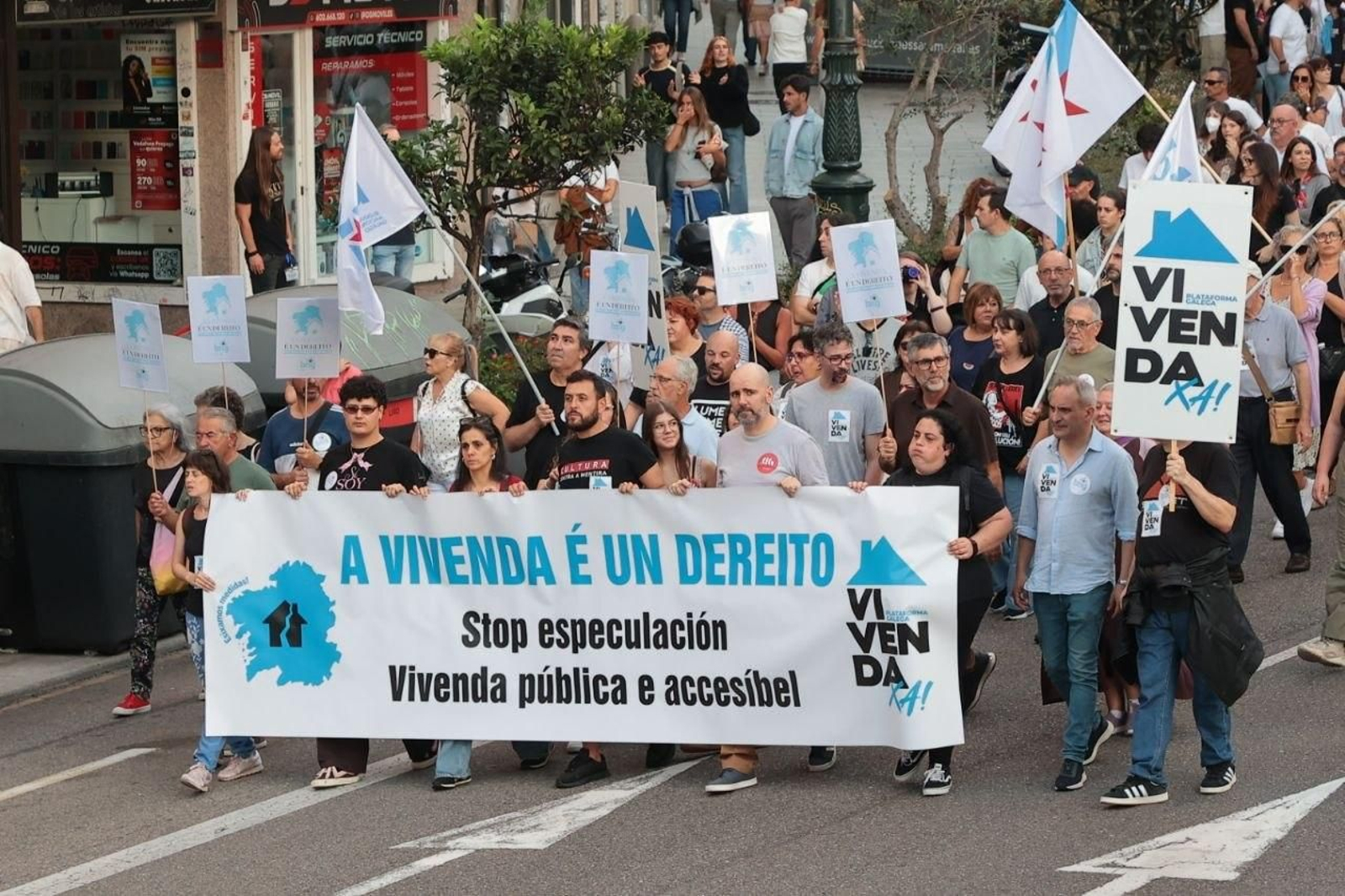 Galería | Vigo se suma a las protestas por una vivienda digna