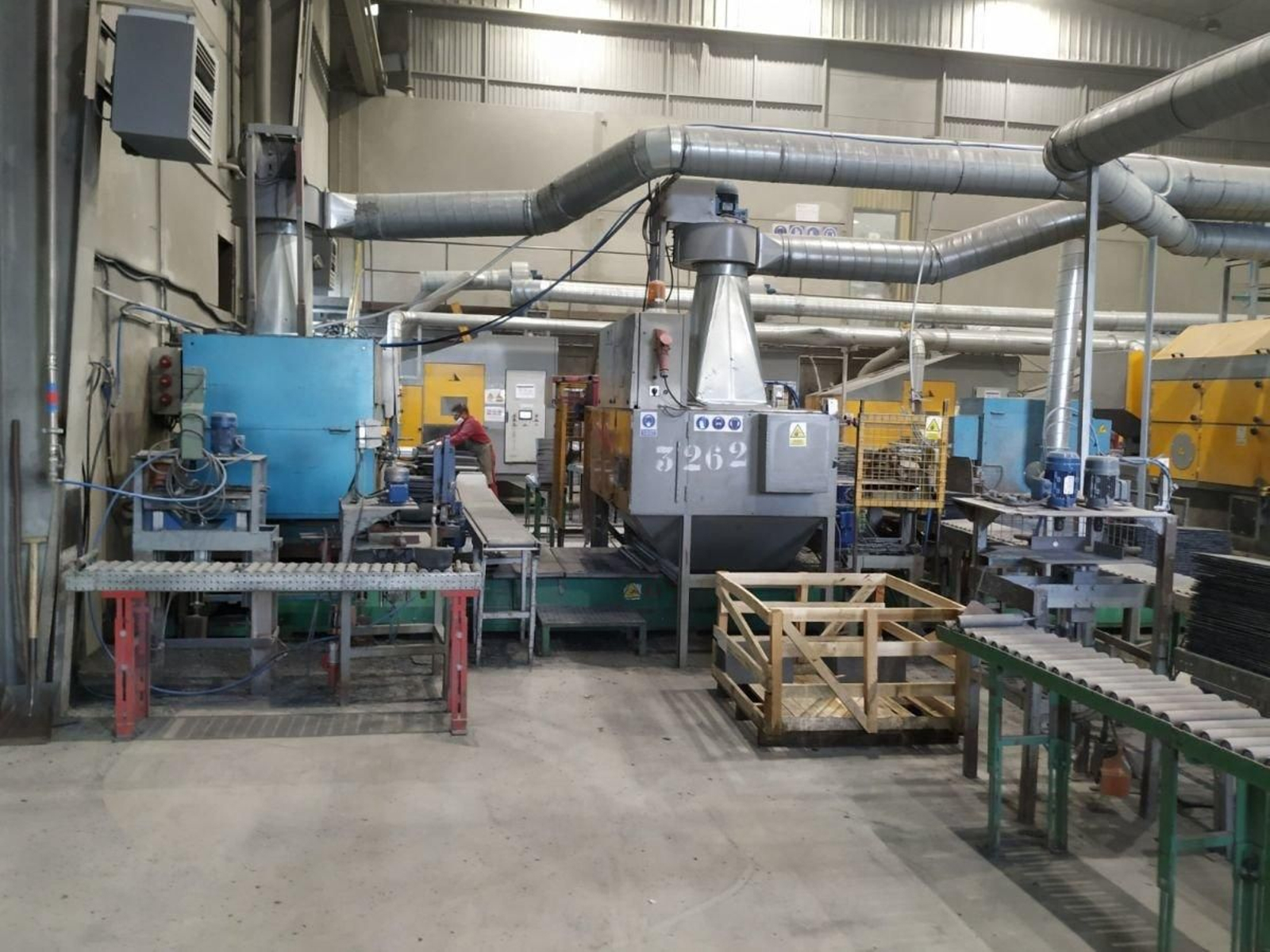 Nave de producción de pizarra en el municipio de Carballeda.