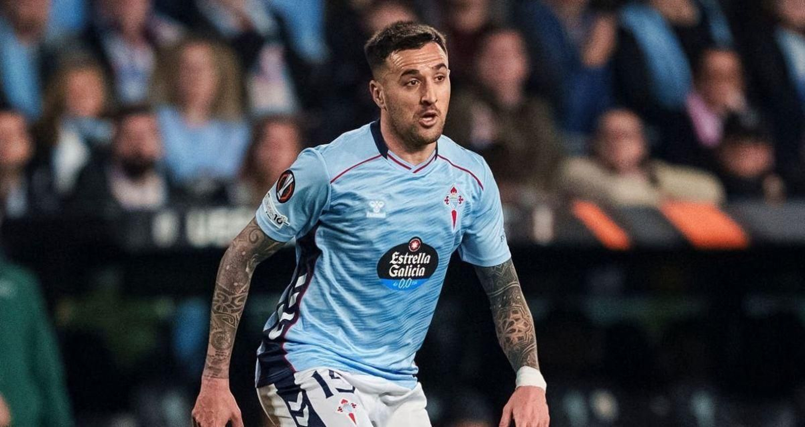 Matías Vecino durante un partido de Europa League con el Celta en Balaídos.
