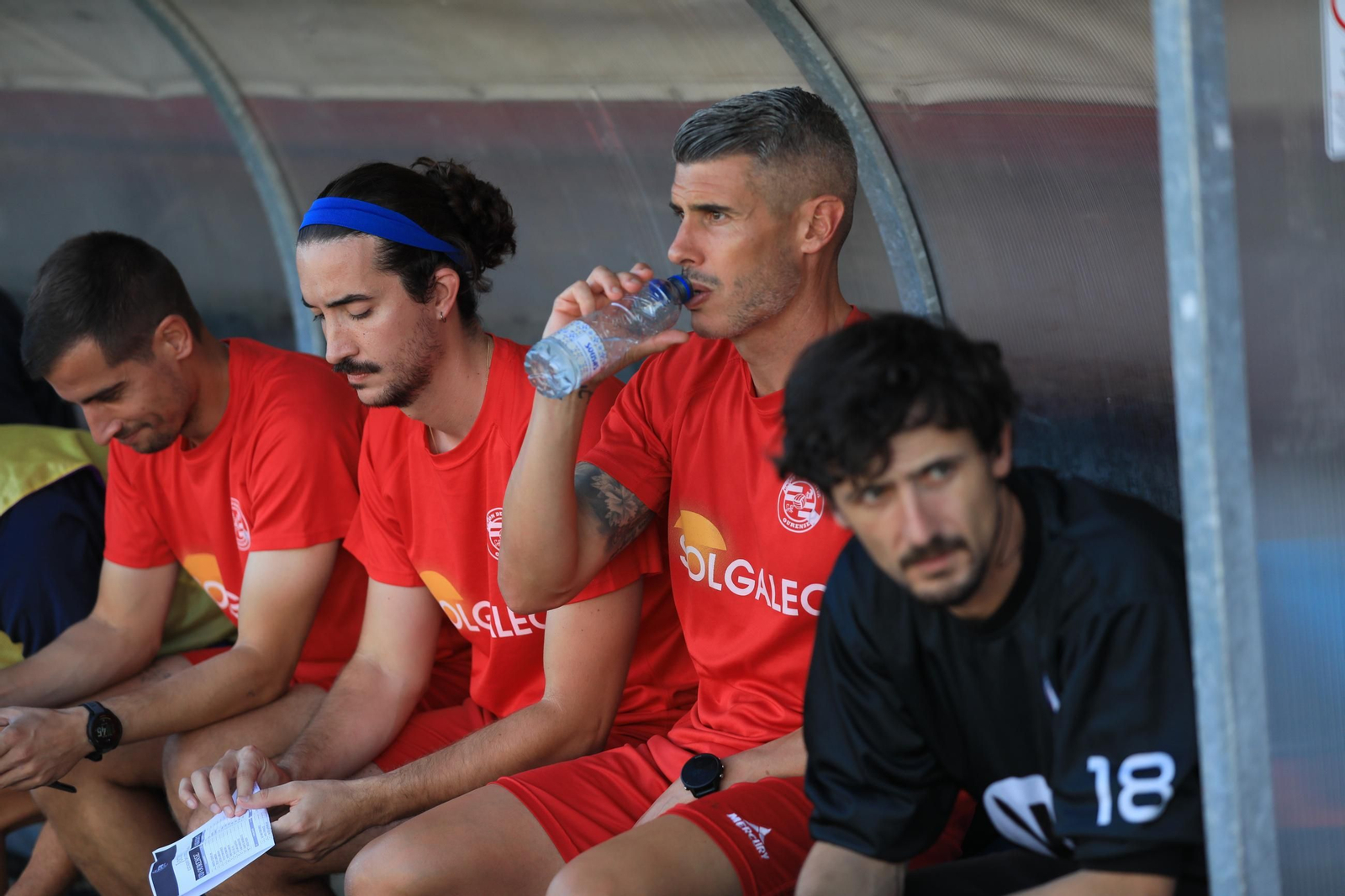 Galería | O Couto vibra con la primera victoria de la UD Ourense
