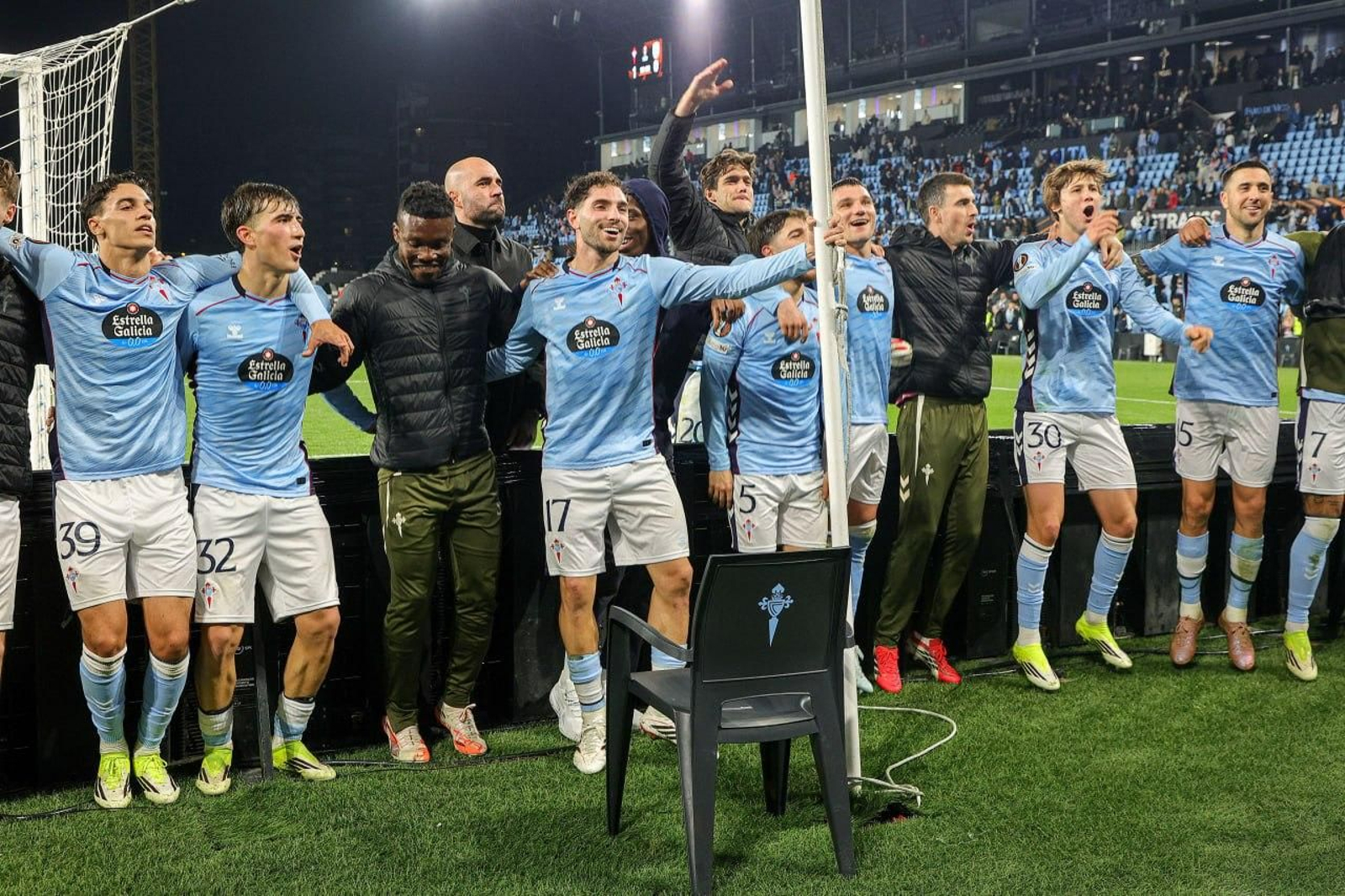 Galería | El Celta y el PAOK hacen vibrar Balaídos