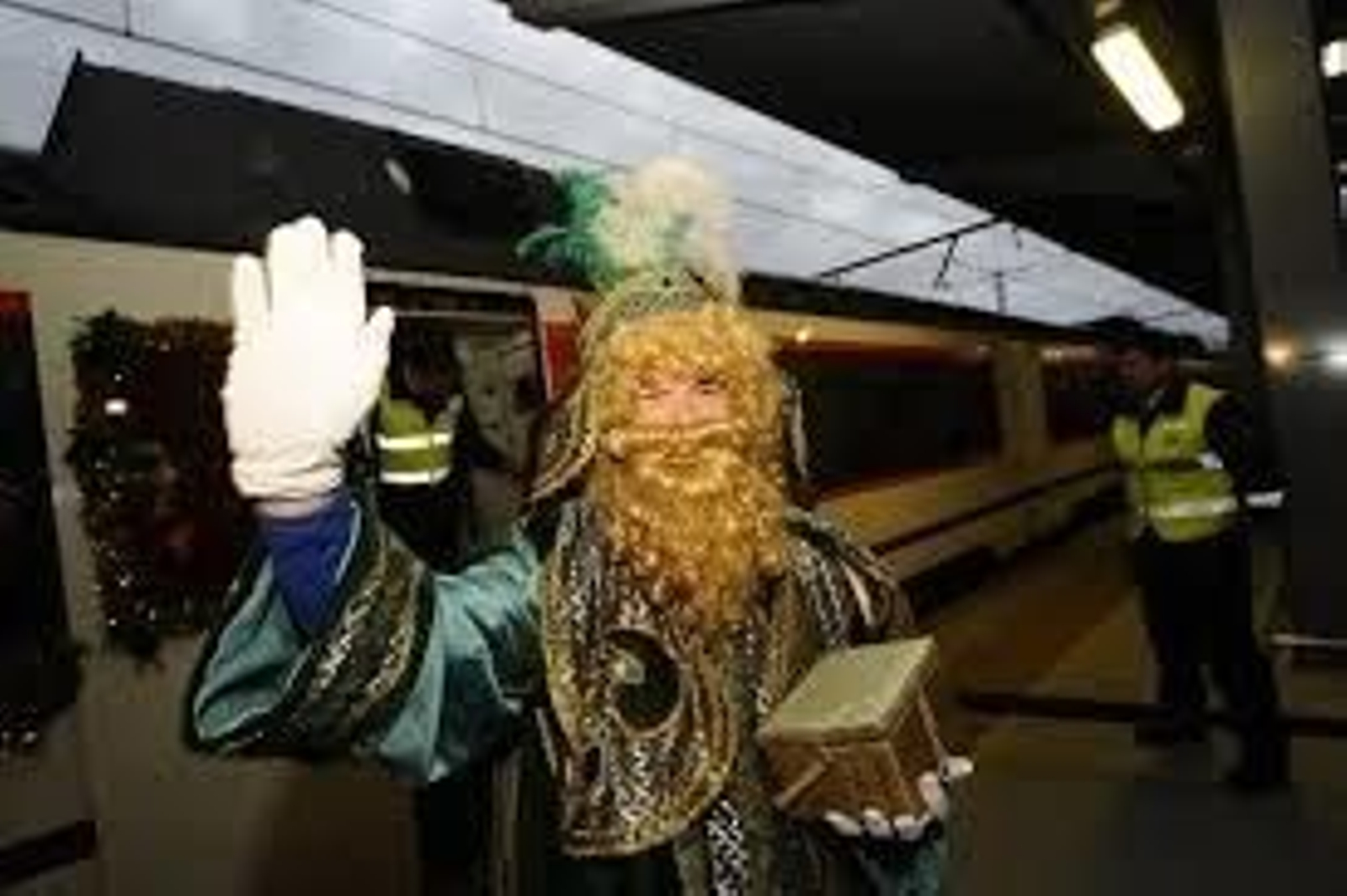 Las Reinas Magas, protagonistas de la cabalgata ourensana en 2008.