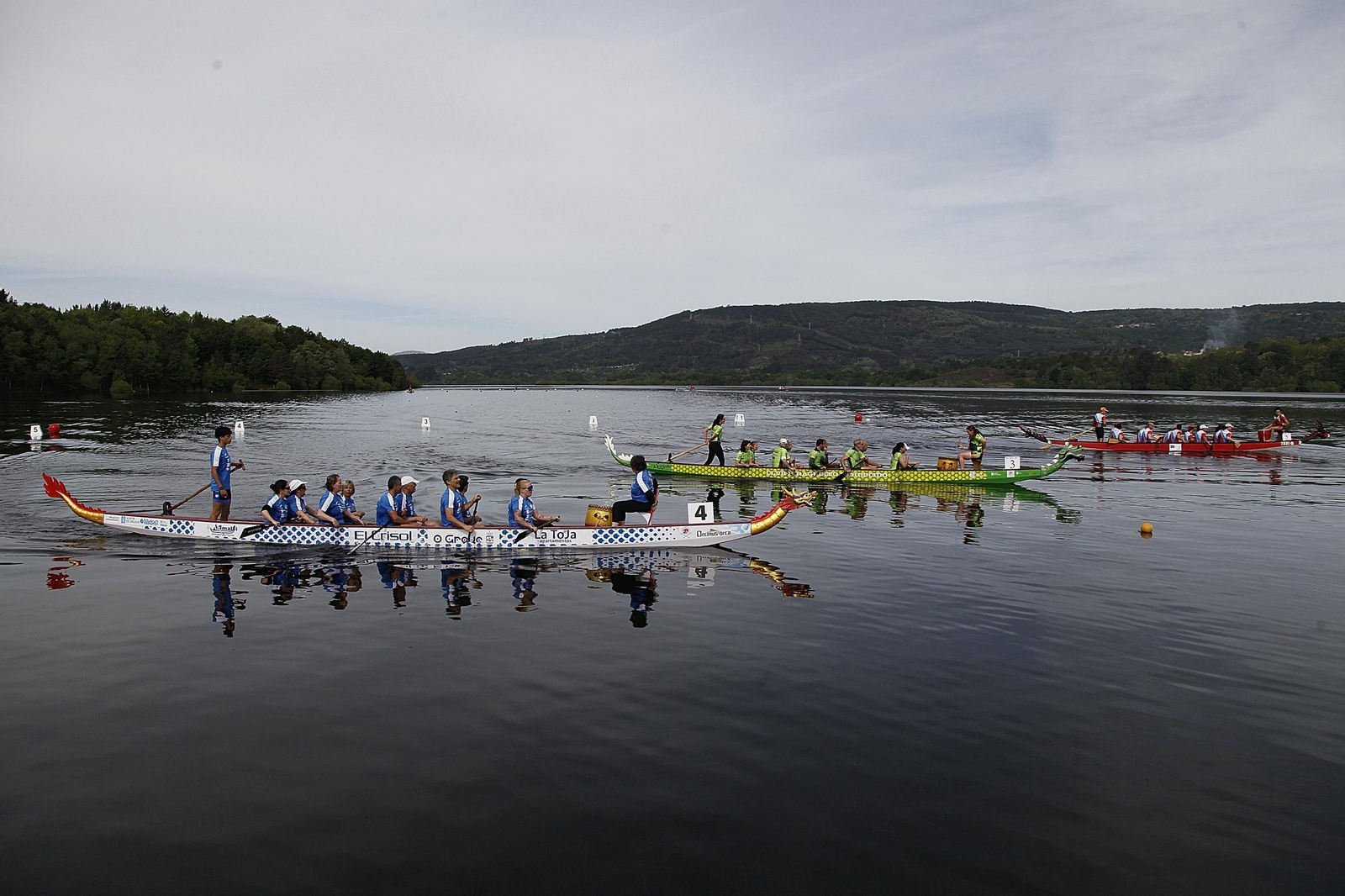 Galería | O Corgo recibe el autonómico de barco dragón
