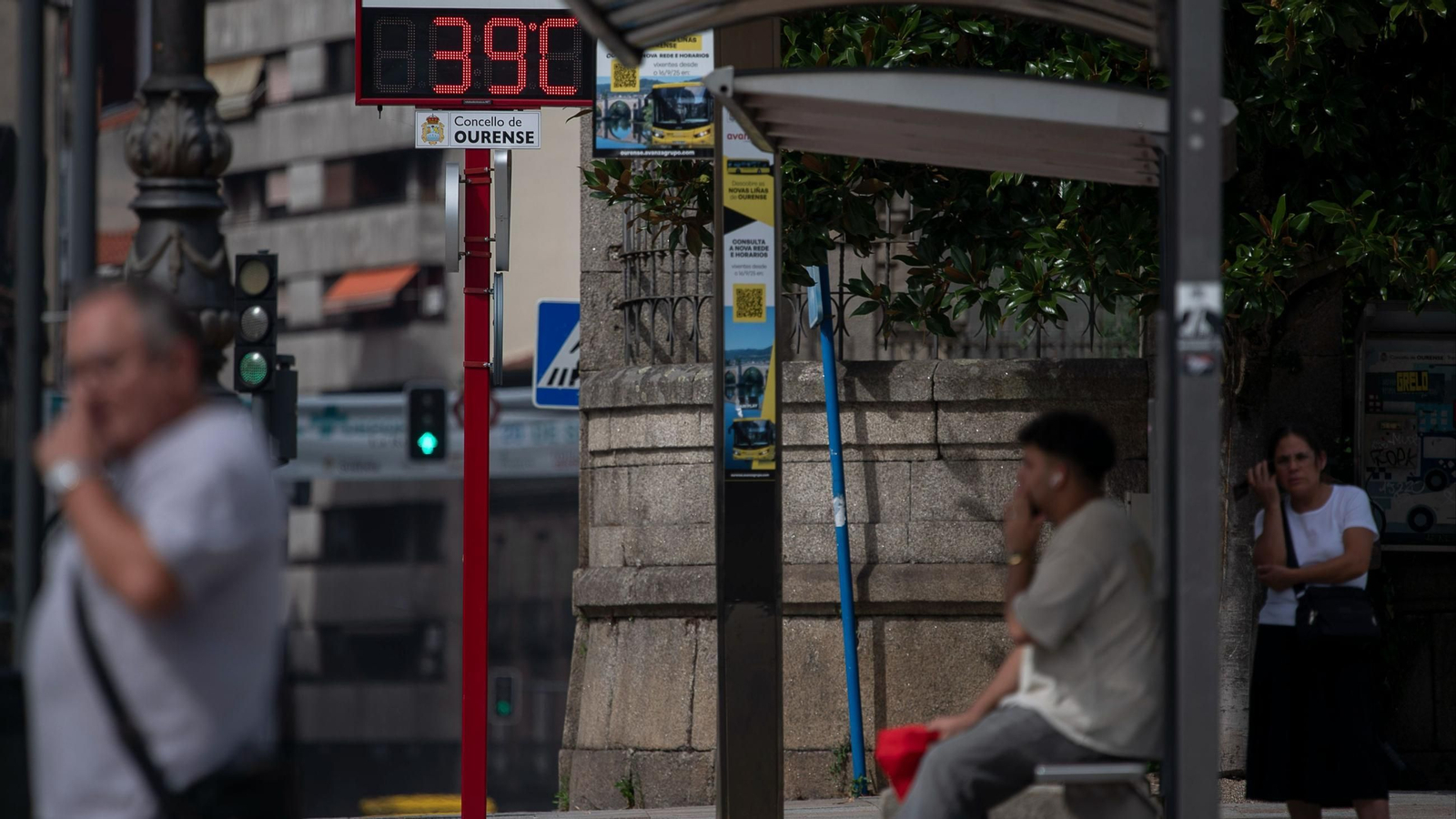 Una jornada de altas temperaturas en la ciudad de Ourense.