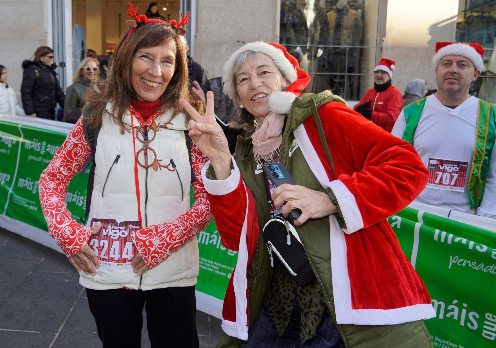 Galería | Disfraces y atletismo en la San Silvestre de Vigo 2025