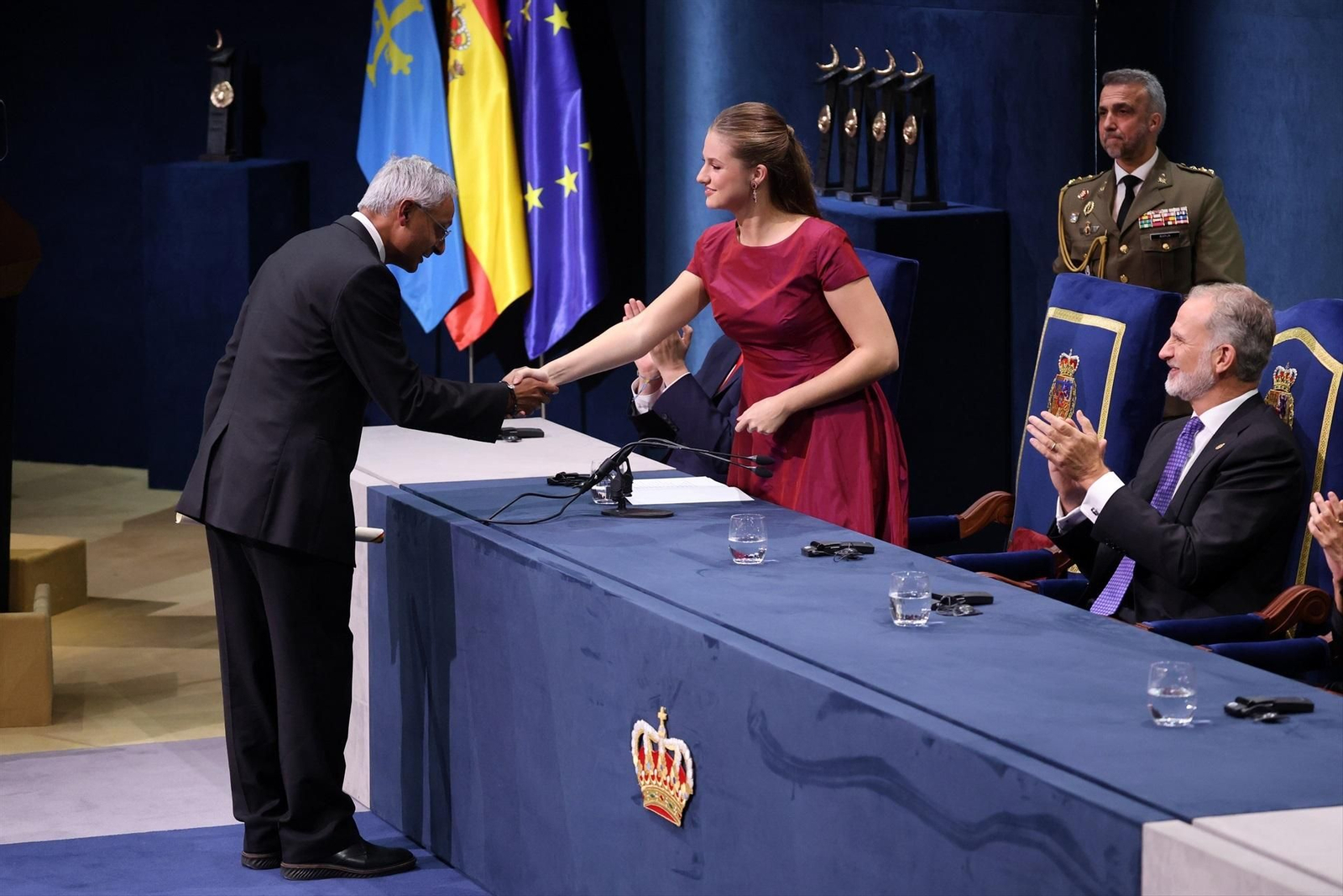 Galería | Jóvenes, democracia y un mensaje de unión; los temas que protagonizan la ceremonia de los Premios Princesa de Asturias