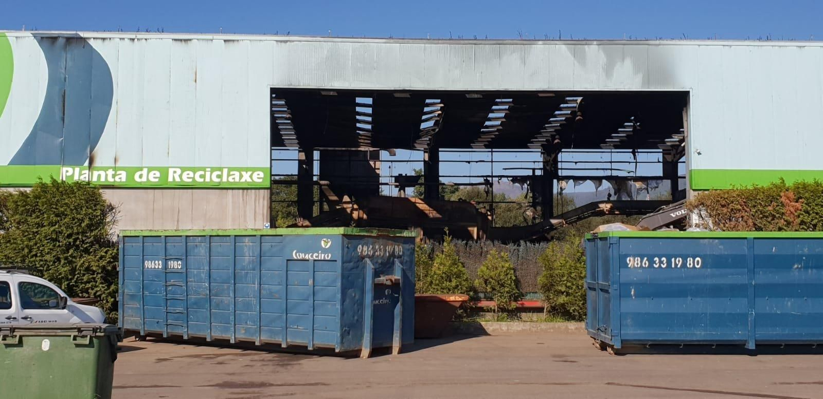 Estado de la planta de reciclaje, esta mañana // JV Landín