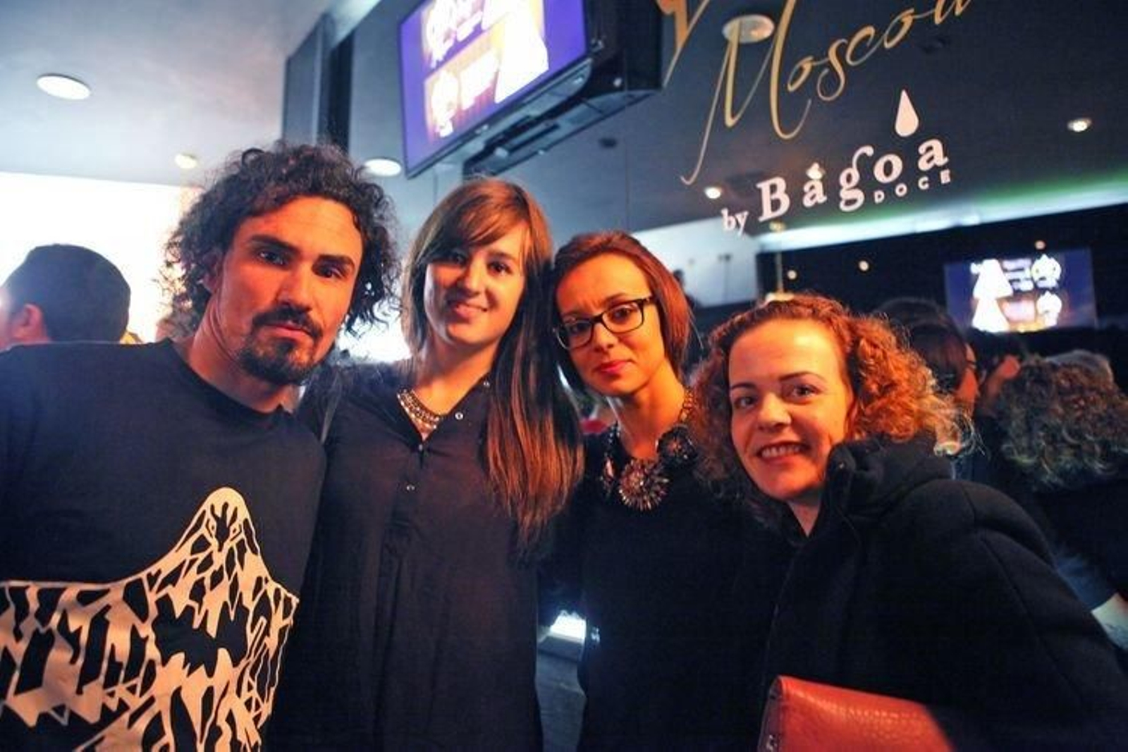 12.12.14.OURENSE.C.LUNA.INAGURACION.VODKA.BAR.MOSCOU.david.elga.gabriela.maria.