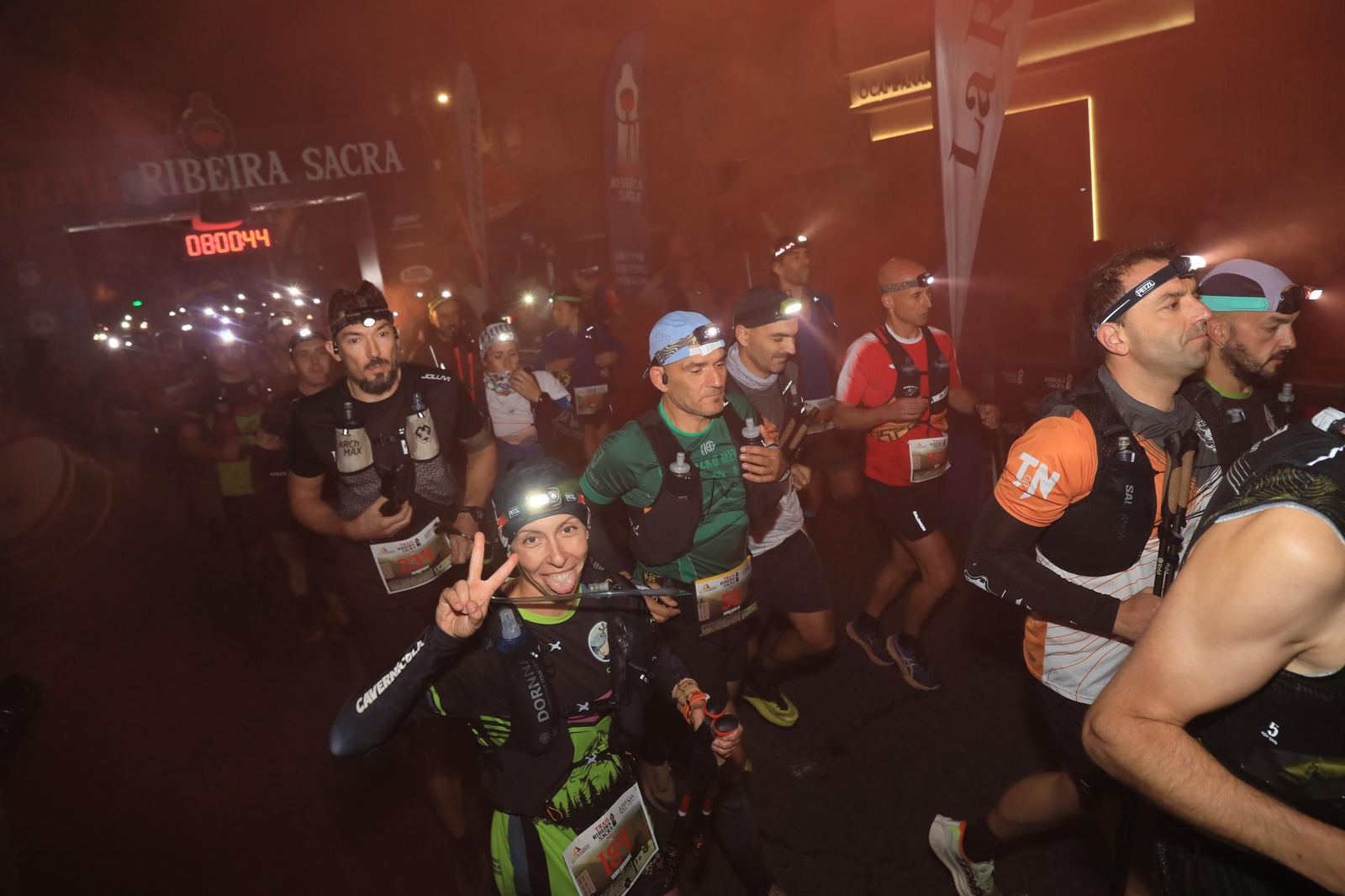 Galería | El Trail Ribeira Sacra cumple diez años y lo celebra entre montes y miradores, en fotos