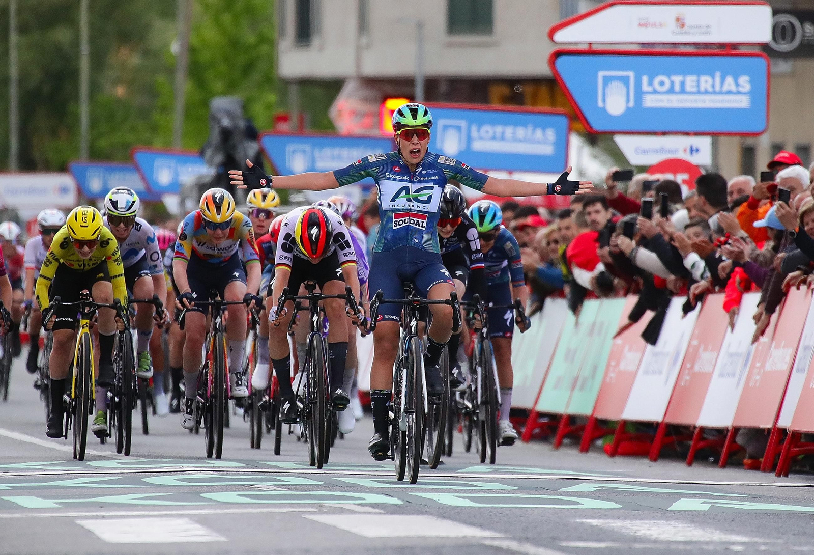 Galería | La Vuelta Femenina conquista Ourense con su gran final de etapa