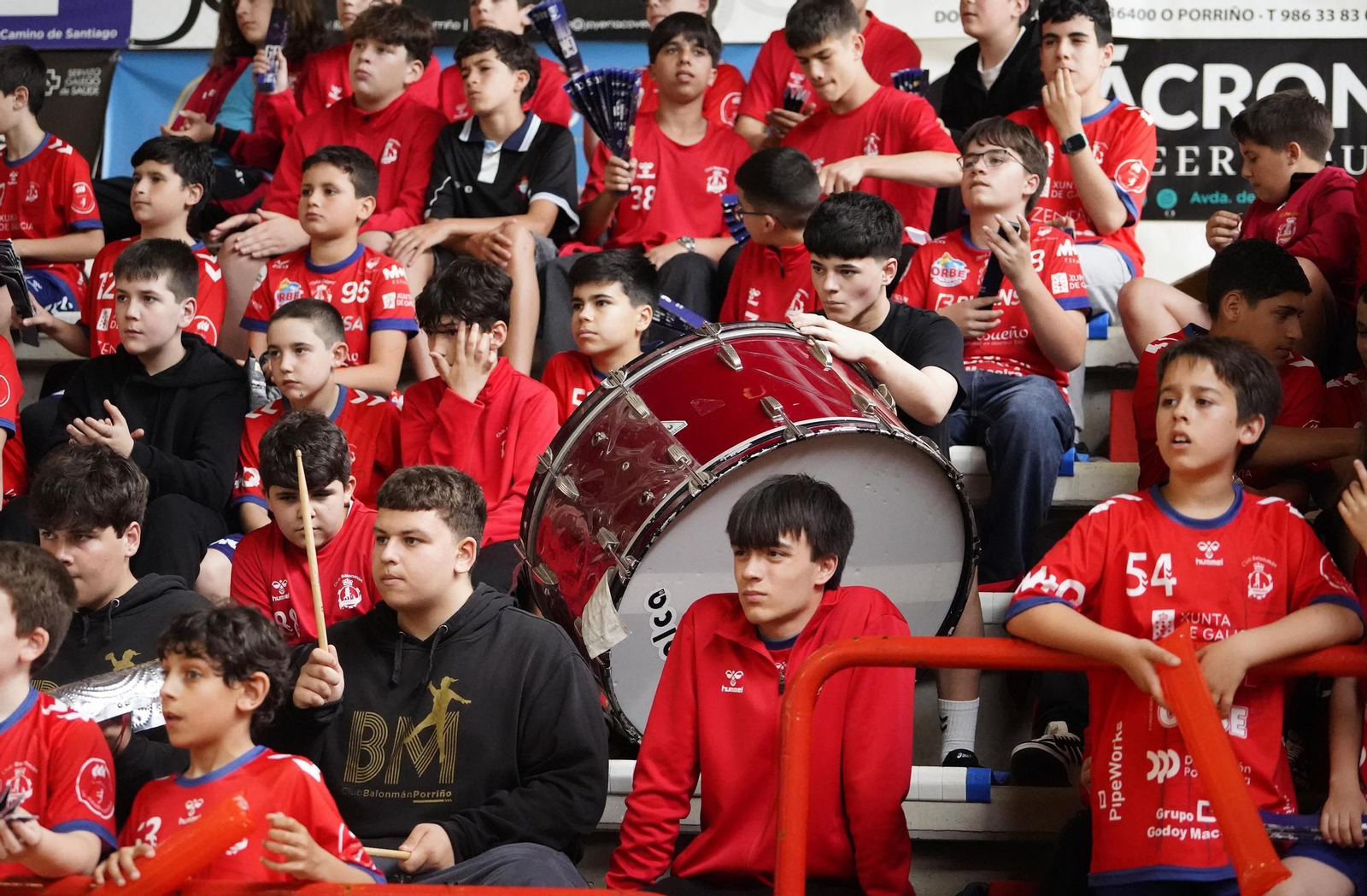 Galería | Porriño y Guardés se miden en el derbi femenino