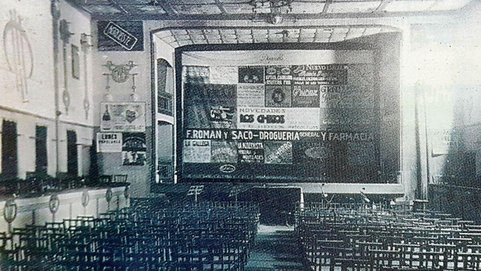 Interior del salón Apolo en 1920. Muy pocas diferencias habría con los que lo precedieron, Ilusión, Luminoso, Pinacho…