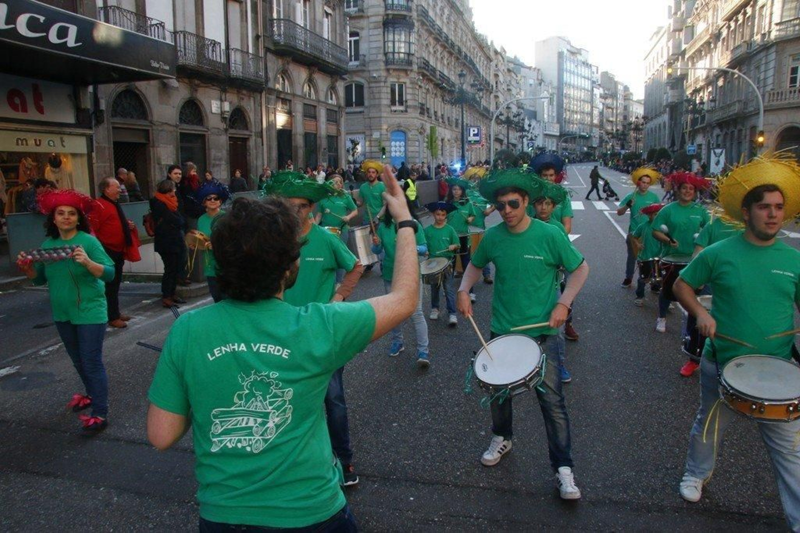 Desfile de carrozas del Carnaval Foto JV Landín 021