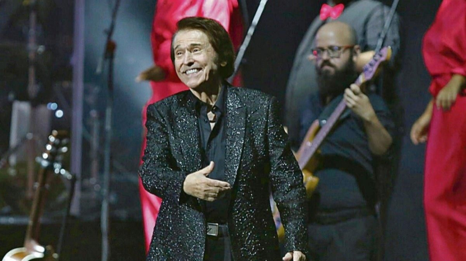 Raphael regresa esta noche al auditorio de  Castrelos