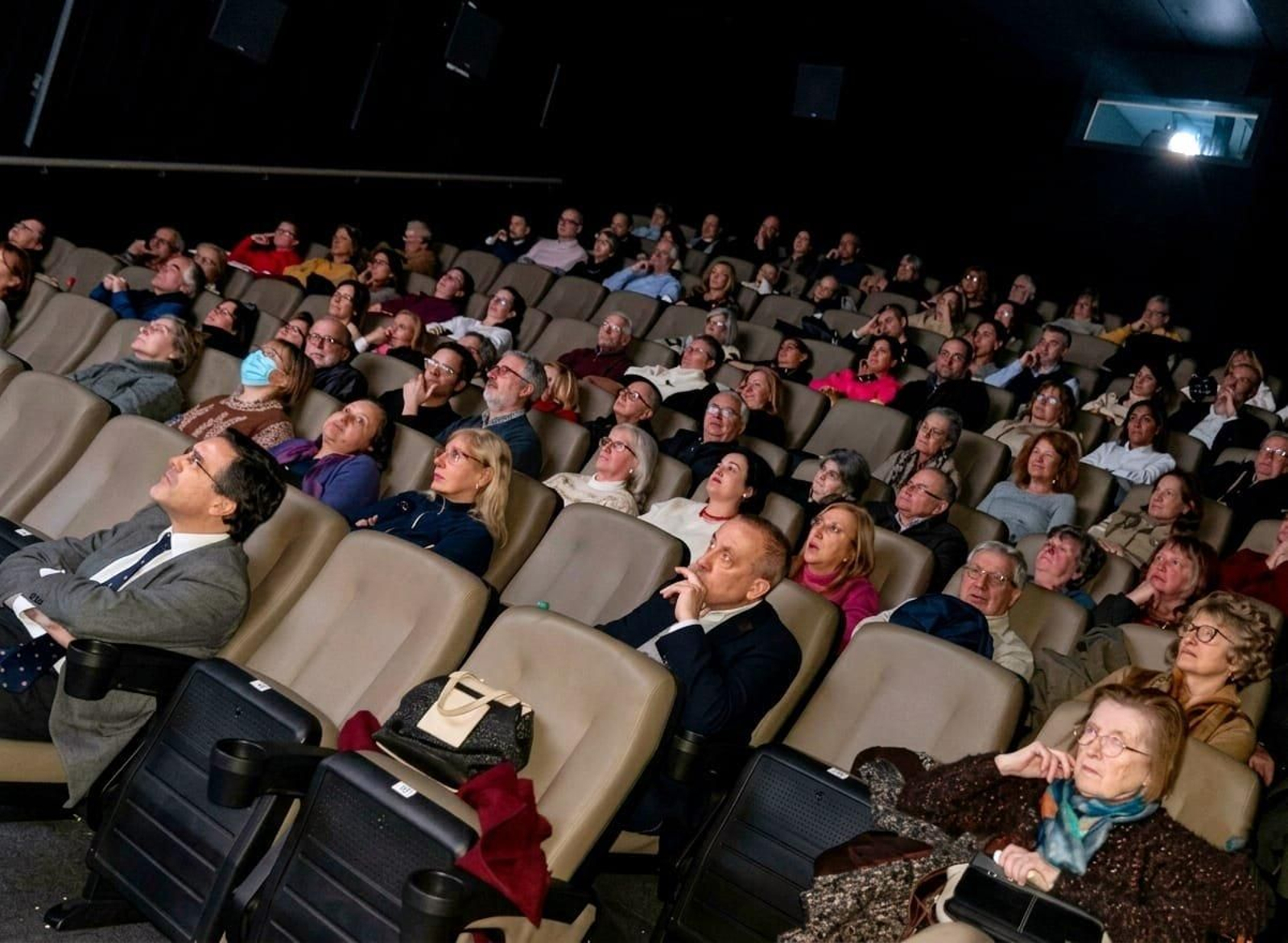 Proyeccion de la película "Antes de Nos"