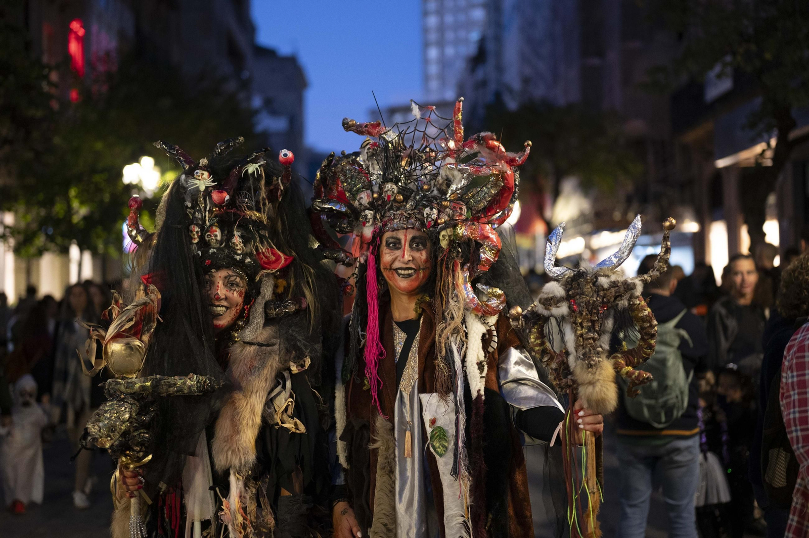 Galería | Ourense se transforma en una ciudad de miedo para celebrar Samaín