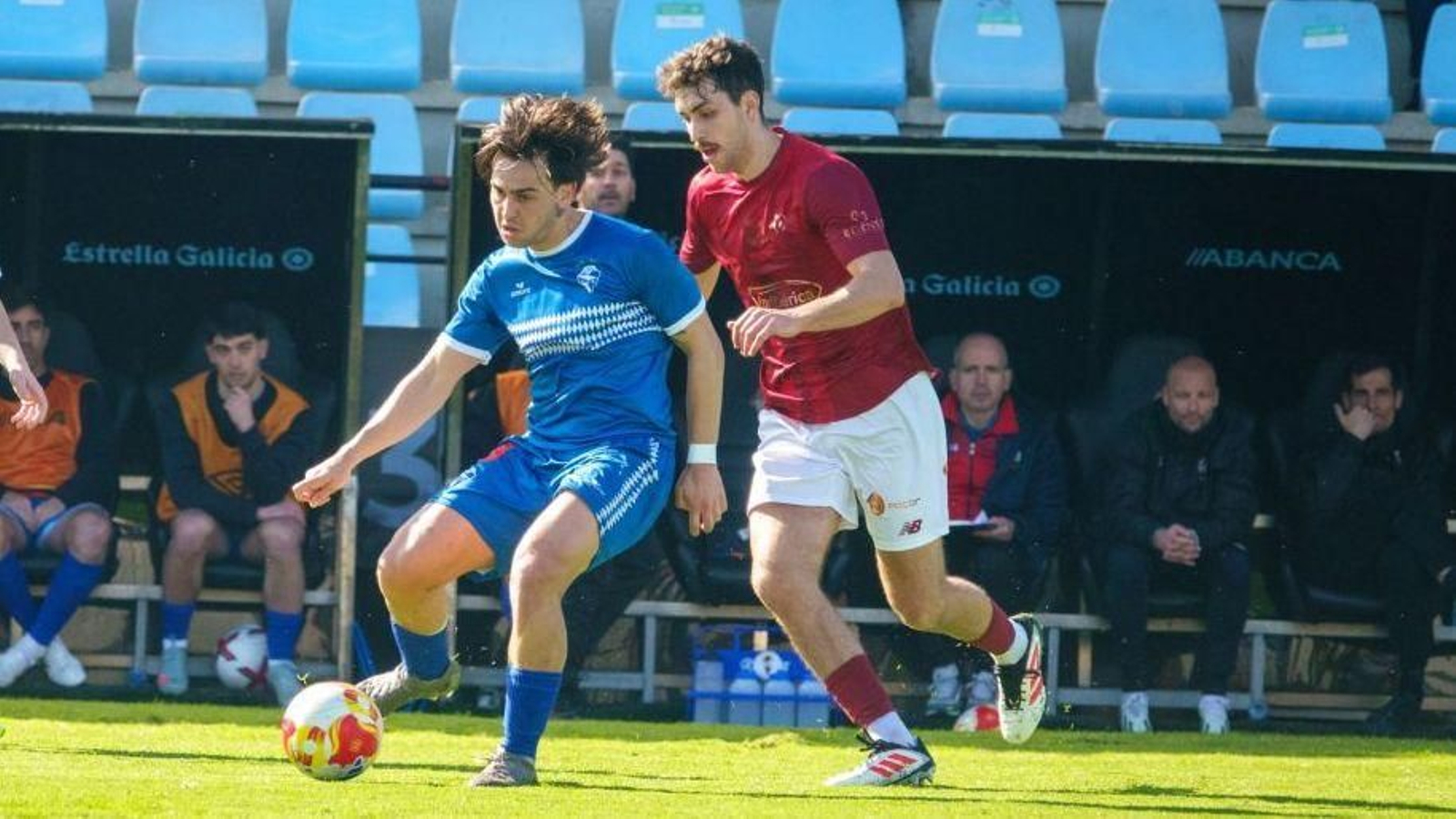 Fran López destacó en la mañana de ayer en Barreiro con un nivel de fútbol superior a la categoría.