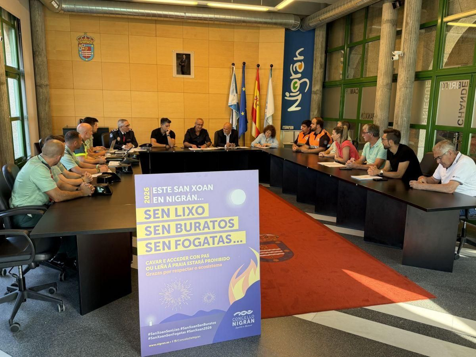 El salón de plenos del Ayuntamiento de Nigrán acogió la reunión de la Junta de Seguridad Local.