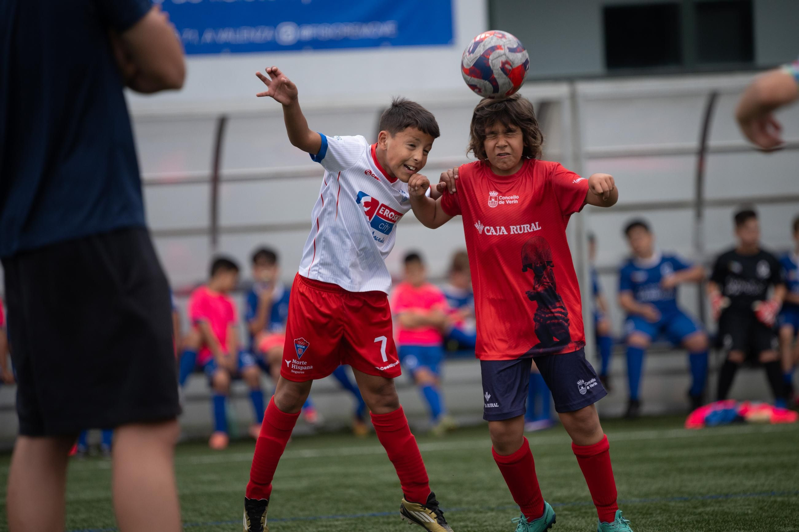 El Pabellón CF, el mejor en el 12º torneo benjamín de fútbol Barbadás