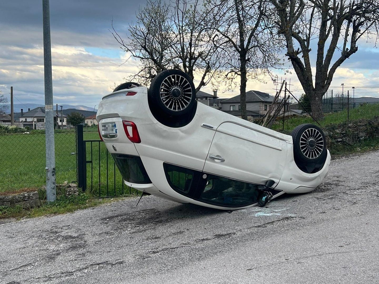 Aparatoso accidente en Manzaneda