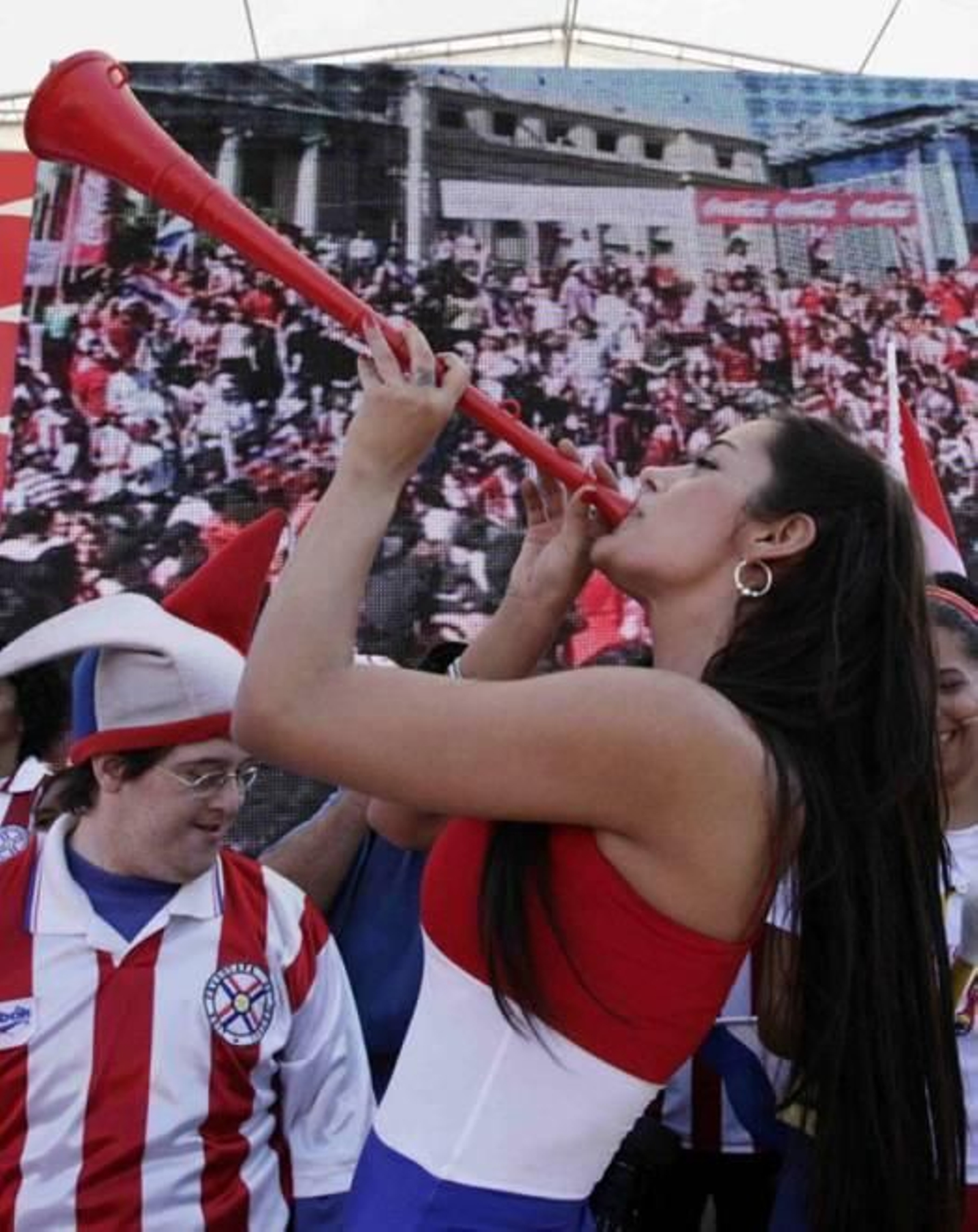 Larissa Riquelme se desnuda por Paraguay