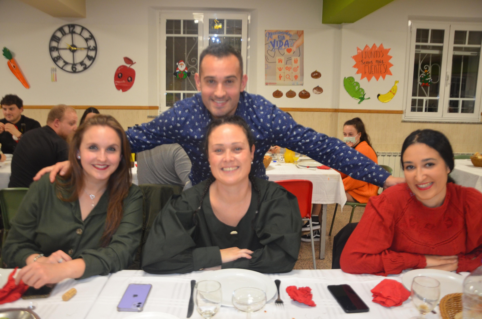 Rebeca, Laura, Pablo e Laura.