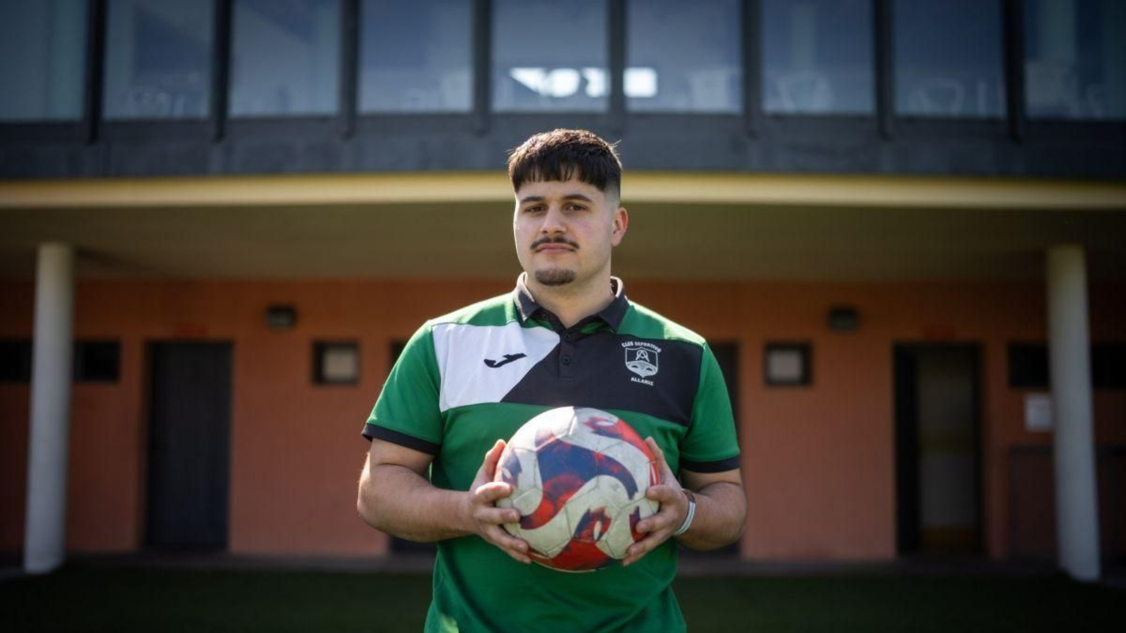 El mediocampista alaricano Totó,  el martes en el campo Cid Carriega.