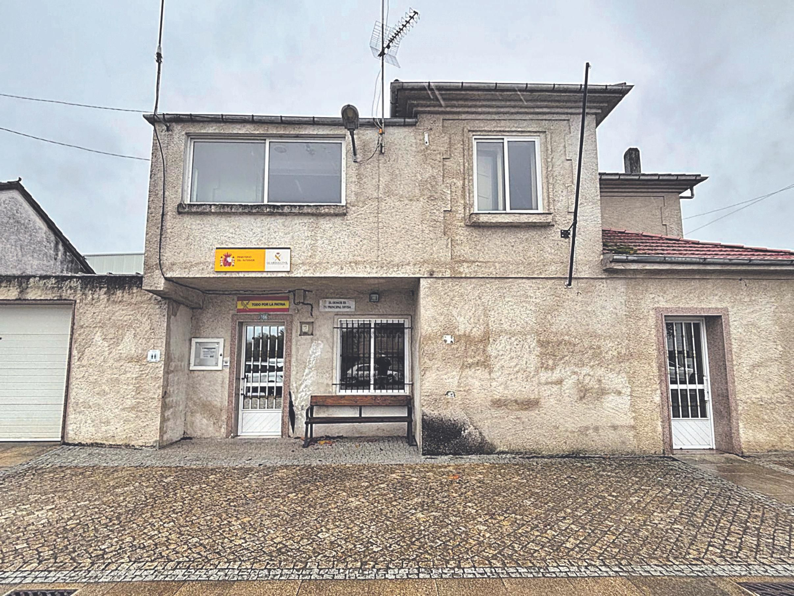 El puesto de la Guardia Civil en Trasmiras.