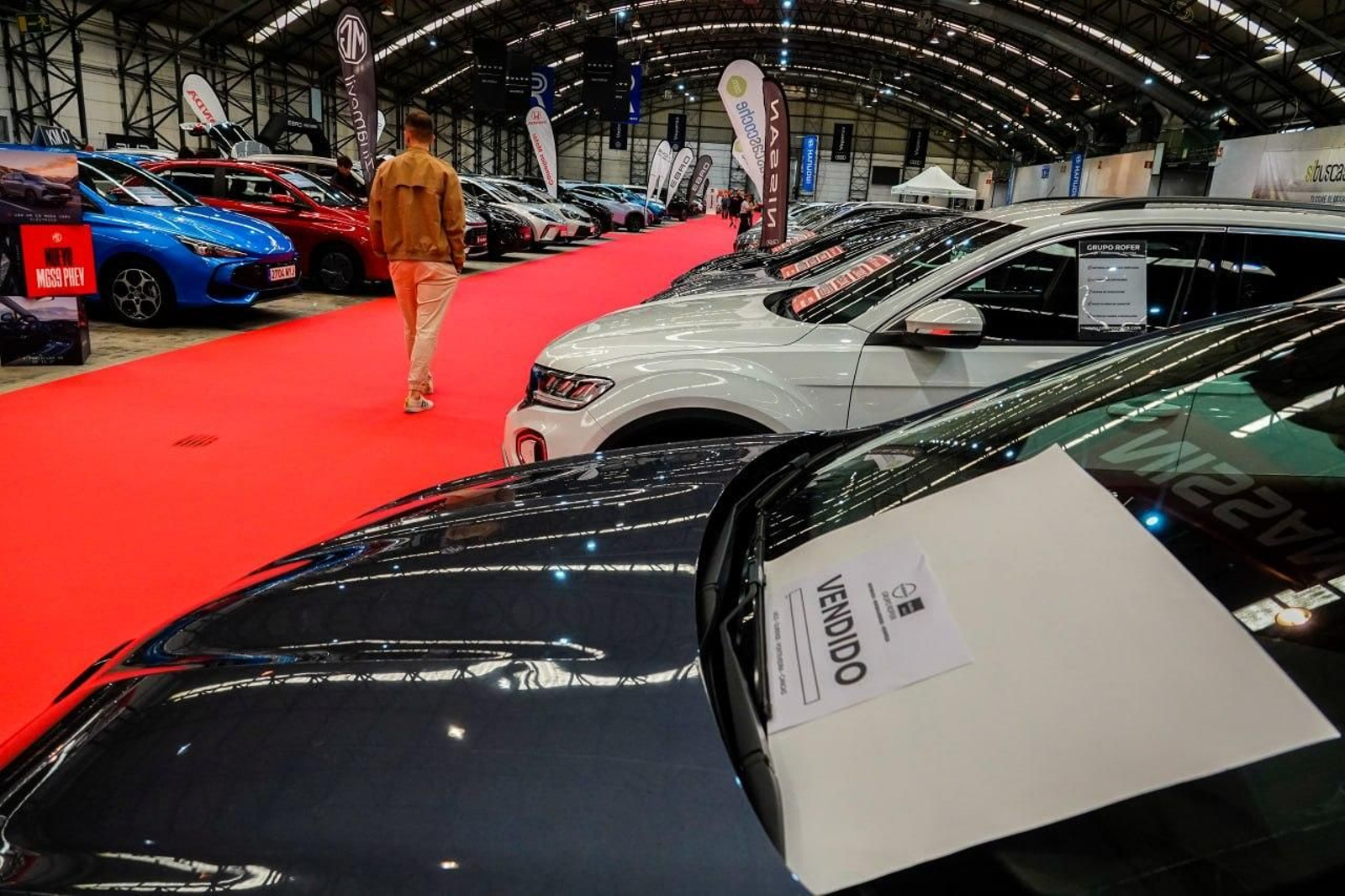 Galería | Mil coches de ocasión toman el Ifevi