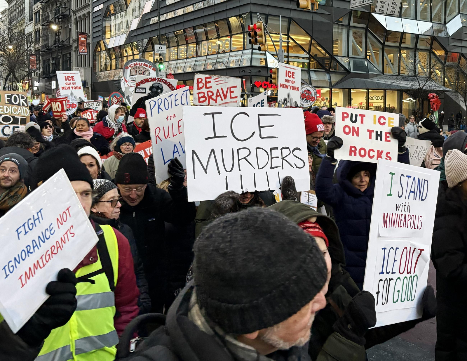 Protestas en Estados Unidos en contra de los agentes del Servicio de Control de Inmigración y Aduanas