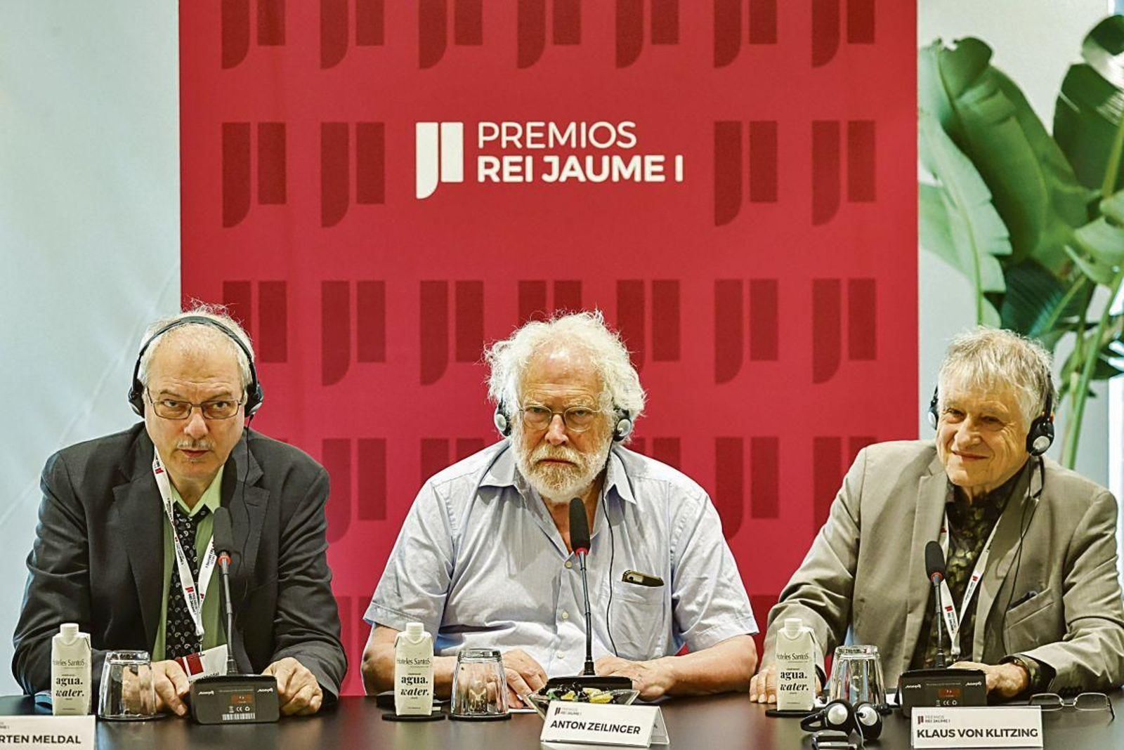 El Nobel de Química 2022, Morten Meldan; Física 2022, Anton Zeilinger, y Física 1985, Klaus Von Klitzing.