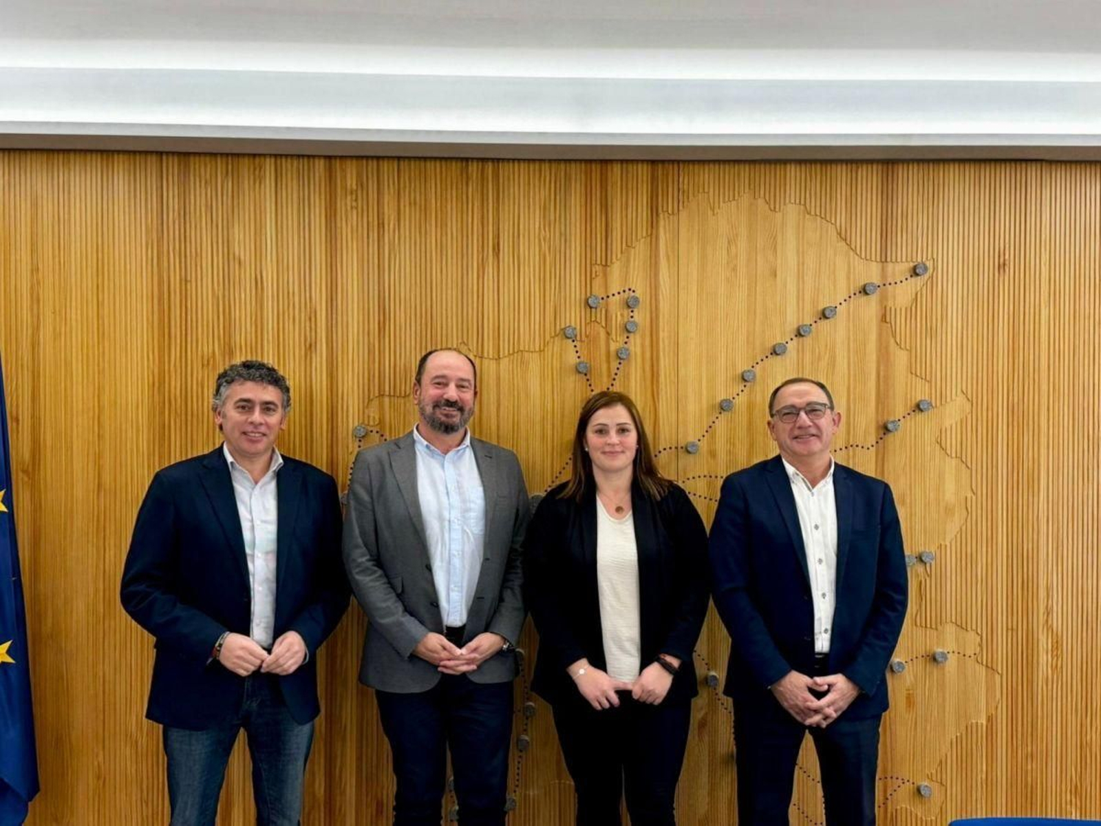 Alcaldes y el director de Turismo.