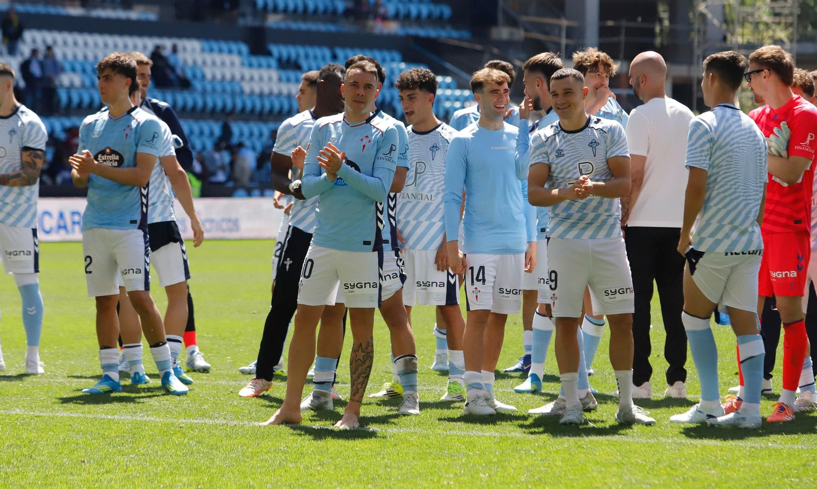 El Celta celebra la victoria en Balaídos.