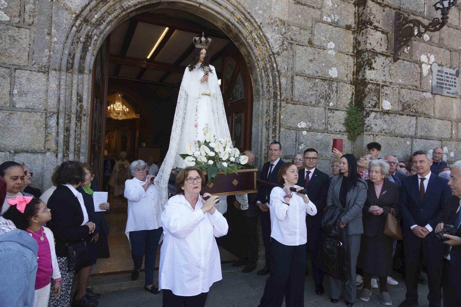 Galería | La Procesión del Encuentro de Bouzas despide la Semana Santa