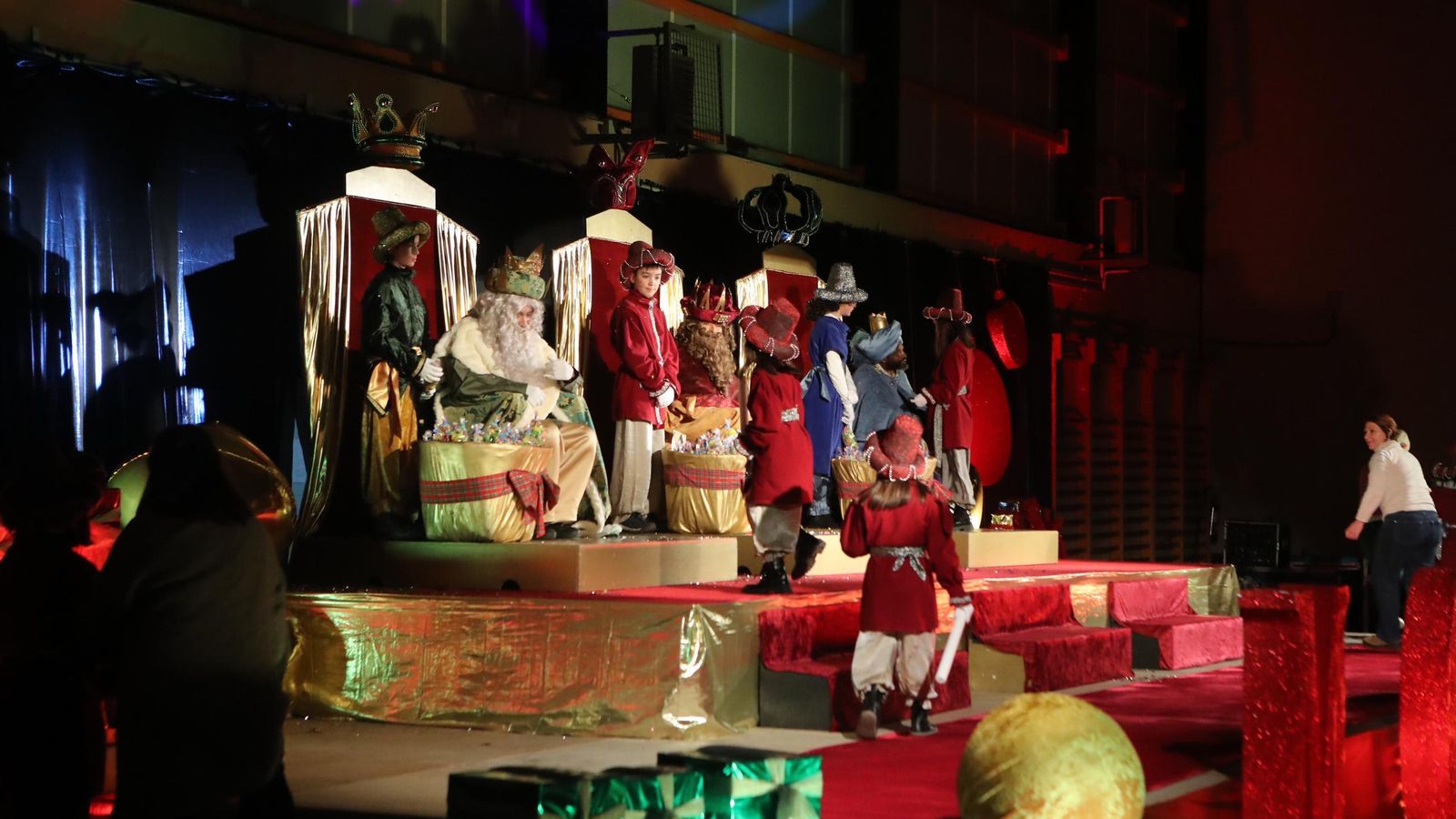 Allariz / La noche más esperada por los niños.