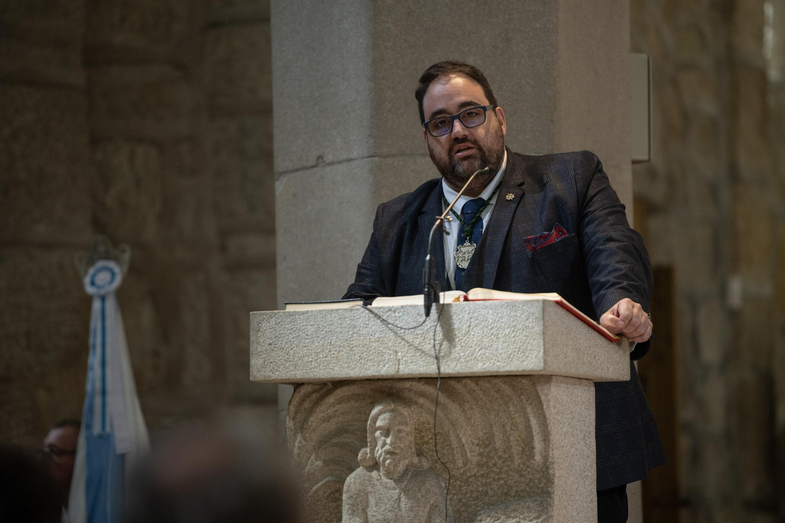 Galería | Pregón de Xosé Ramón Gayoso en la Santa Cruz de Carballiño