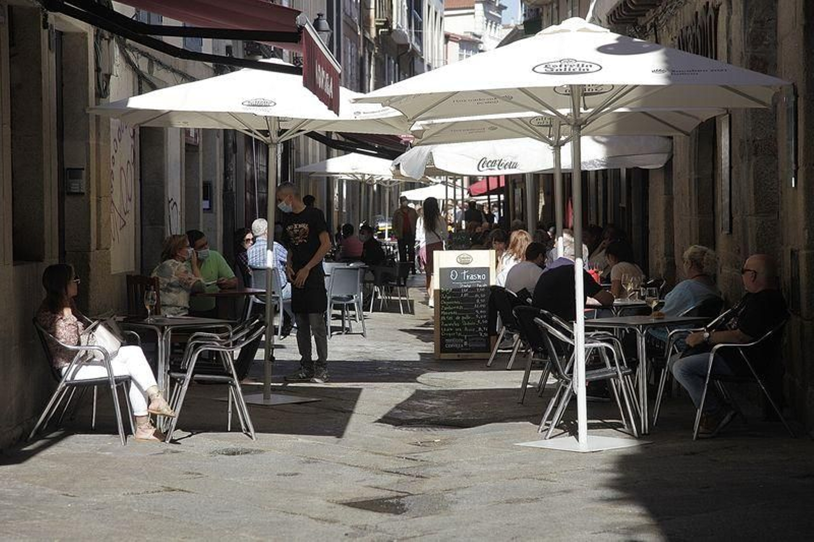 Turistas en Ourense este martes festivo