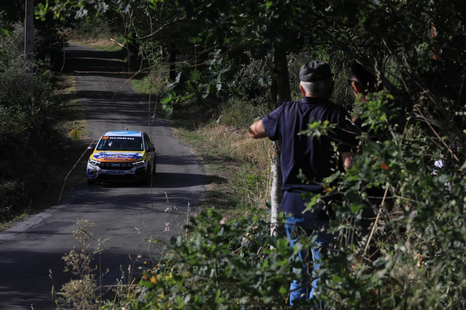 Galería | Amoeiro marca el inicio del 59 Rally de Ourense, en fotos