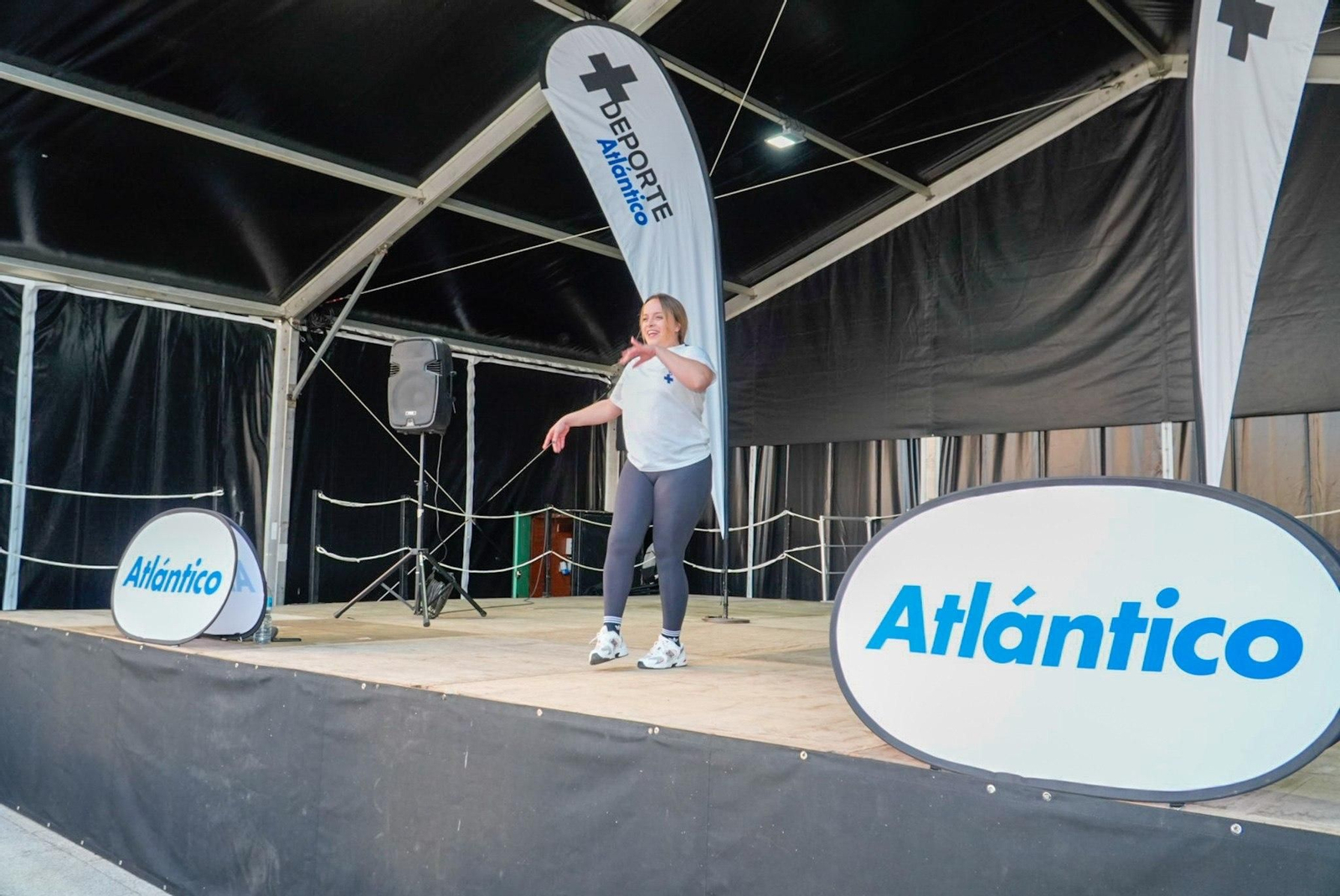 Galería | Baiona se mueve al ritmo de zumba con +Deporte Atlántico