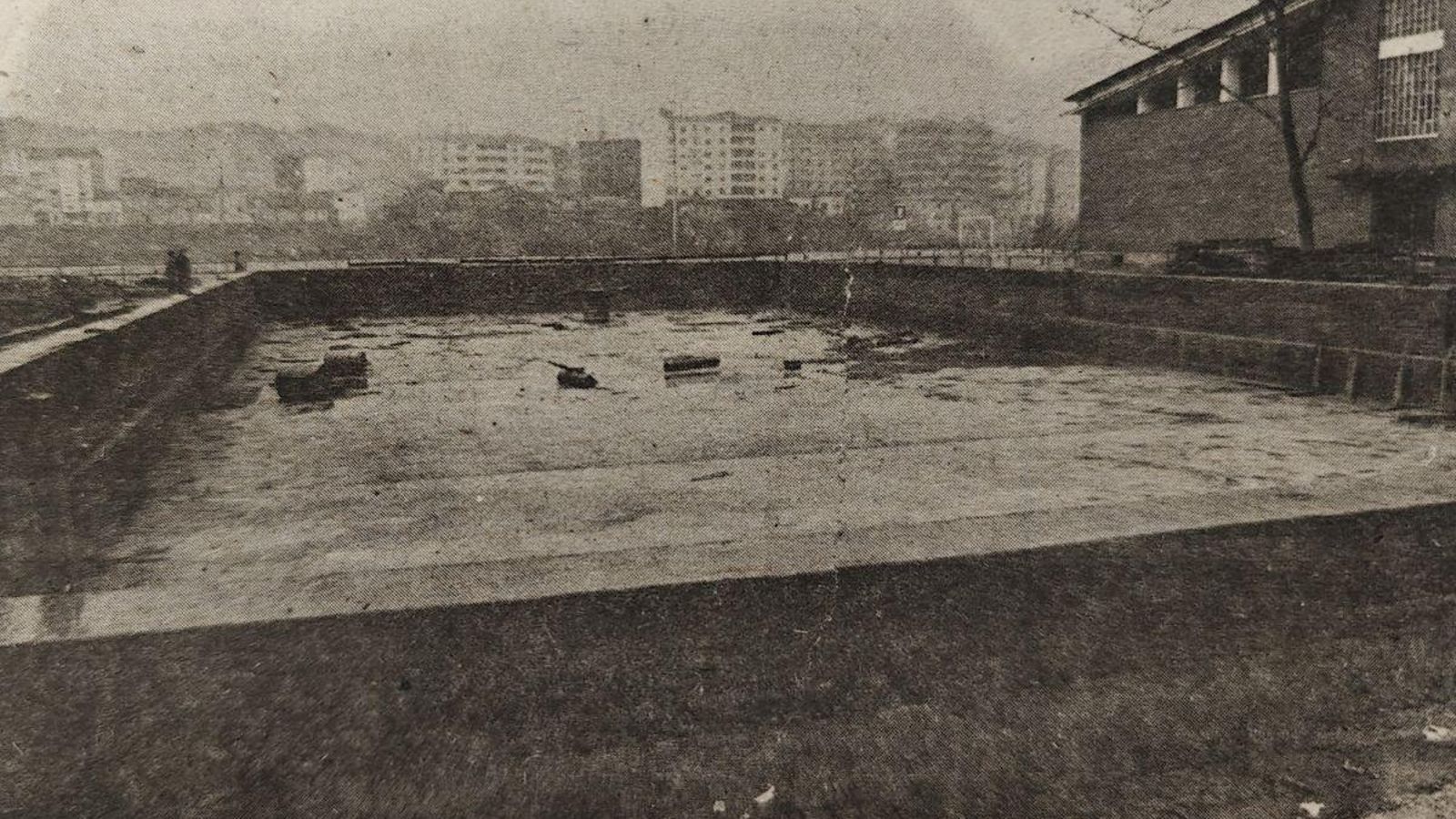 Vista del “vaso” de la futura piscina del Pabellón.