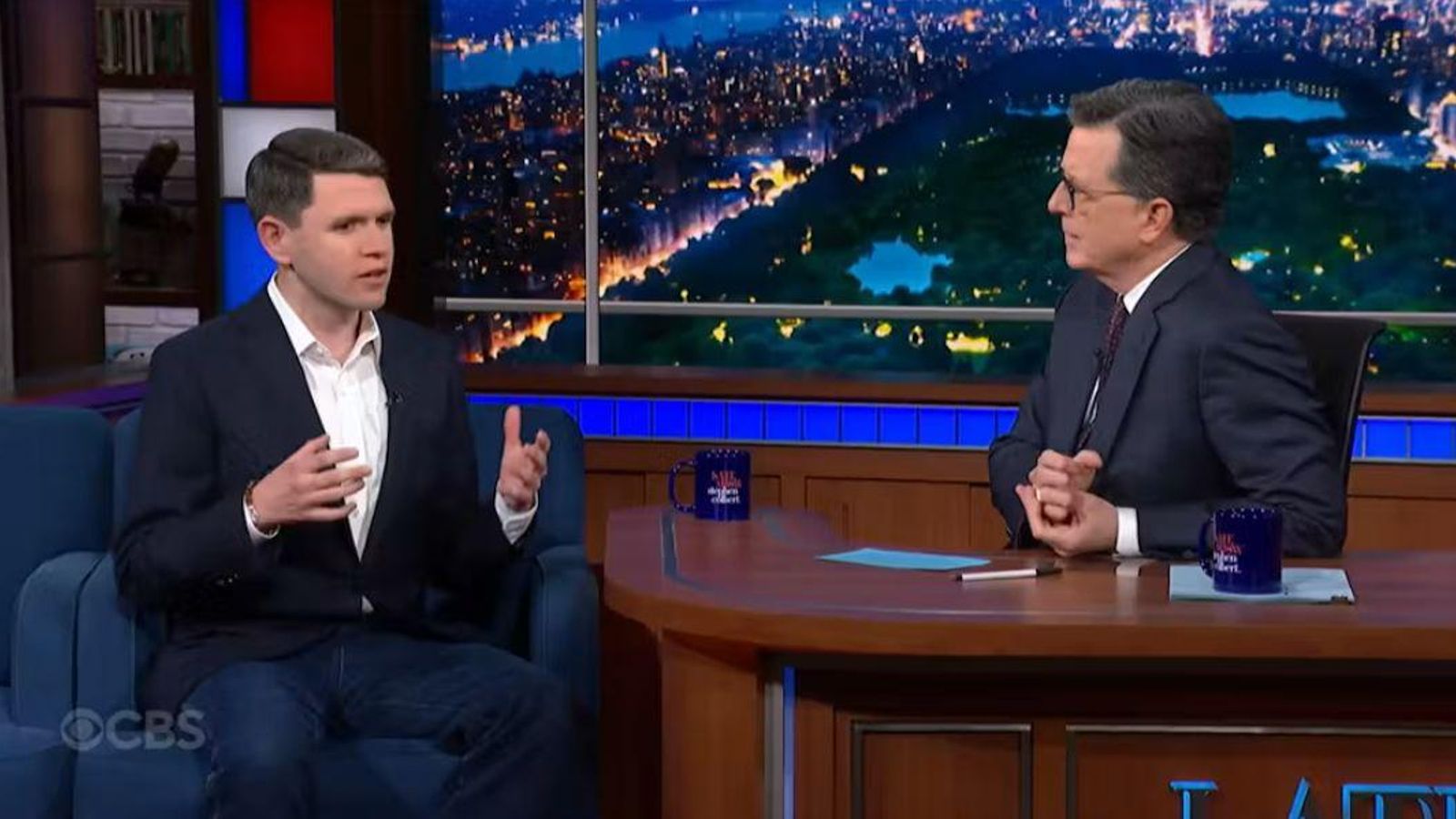 Entrevista de Stephen Colbert a James Talarico emitida en YouTube. The Late Show with Stephen Colbert