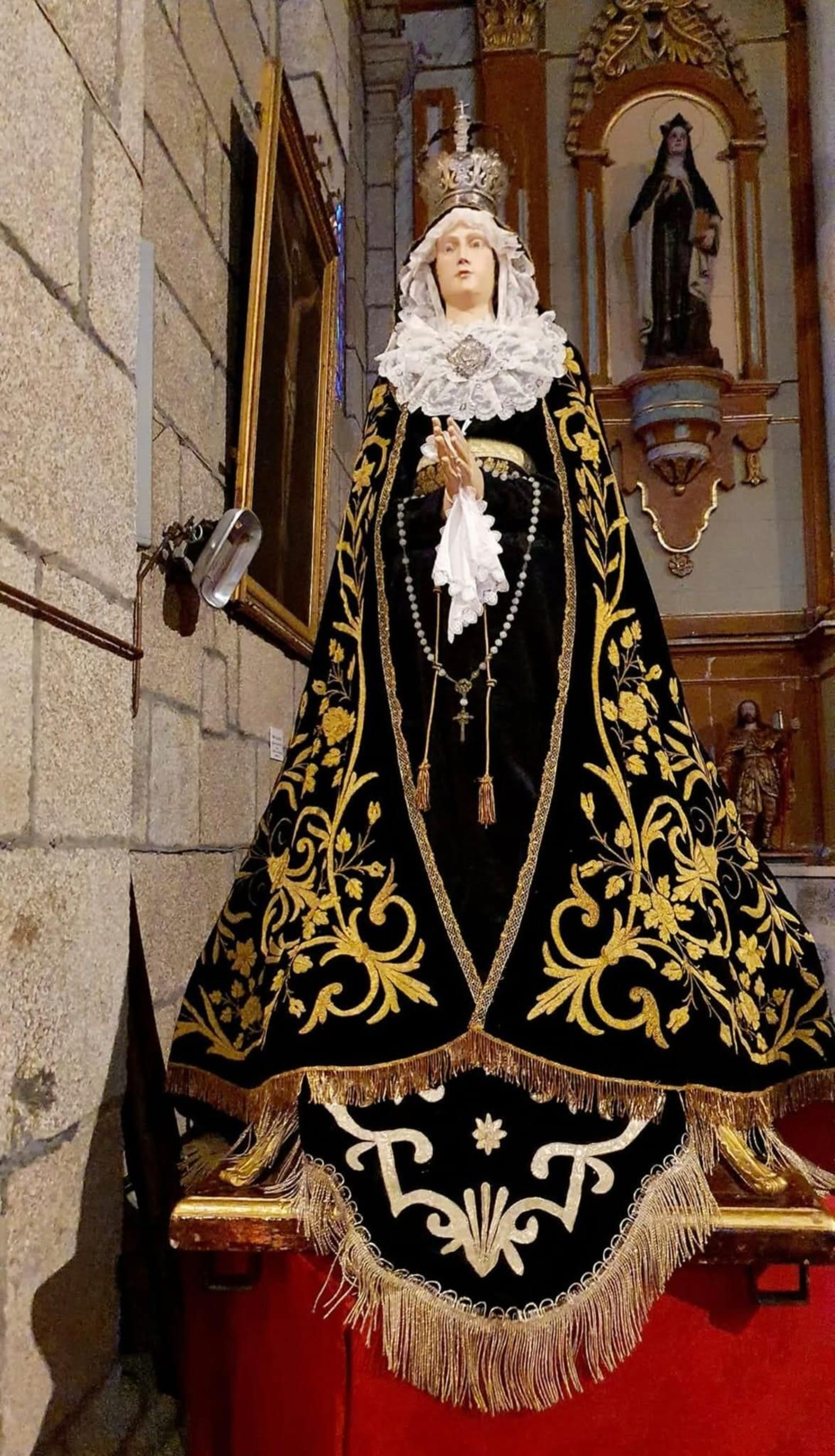 Galería | El Vía Crucis del Cristo de los Desamparados, en fotos