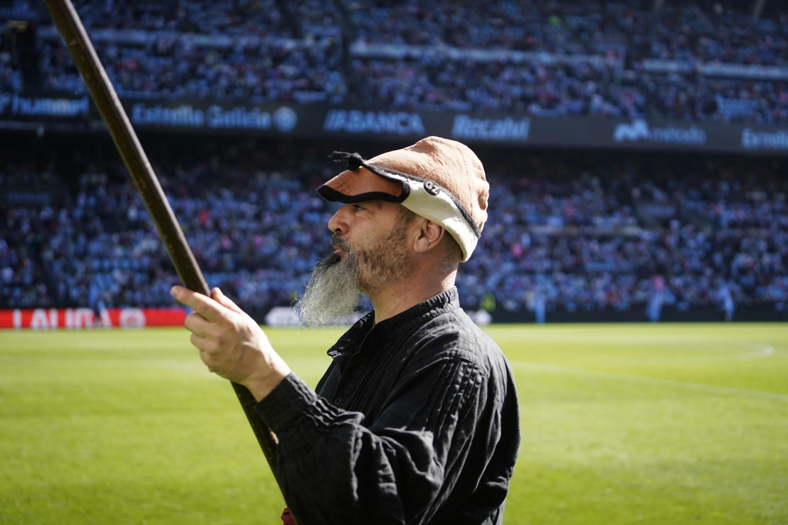 Galería | El Celta y el Alavés se miden en Balaídos